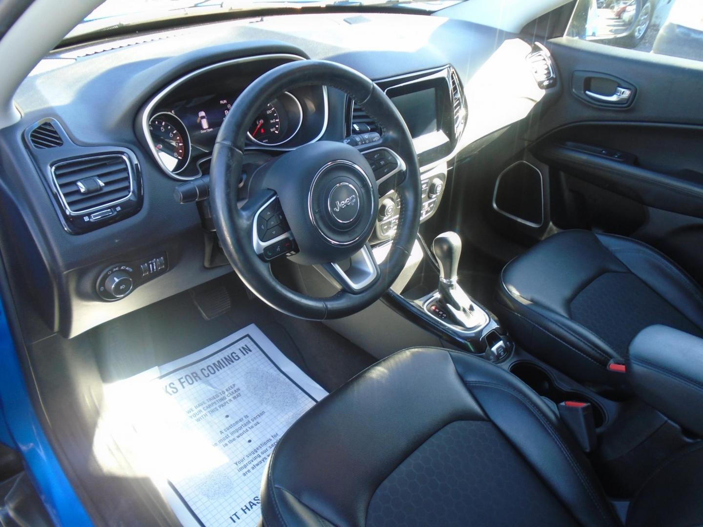 2018 Jeep Compass Sport FWD (3C4NJCBBXJT) with an 2.4L L4 DOHC 16V engine, located at 6112 N Florida Avenue, Tampa, FL, 33604, (888) 521-5131, 27.954929, -82.459534 - Photo#9