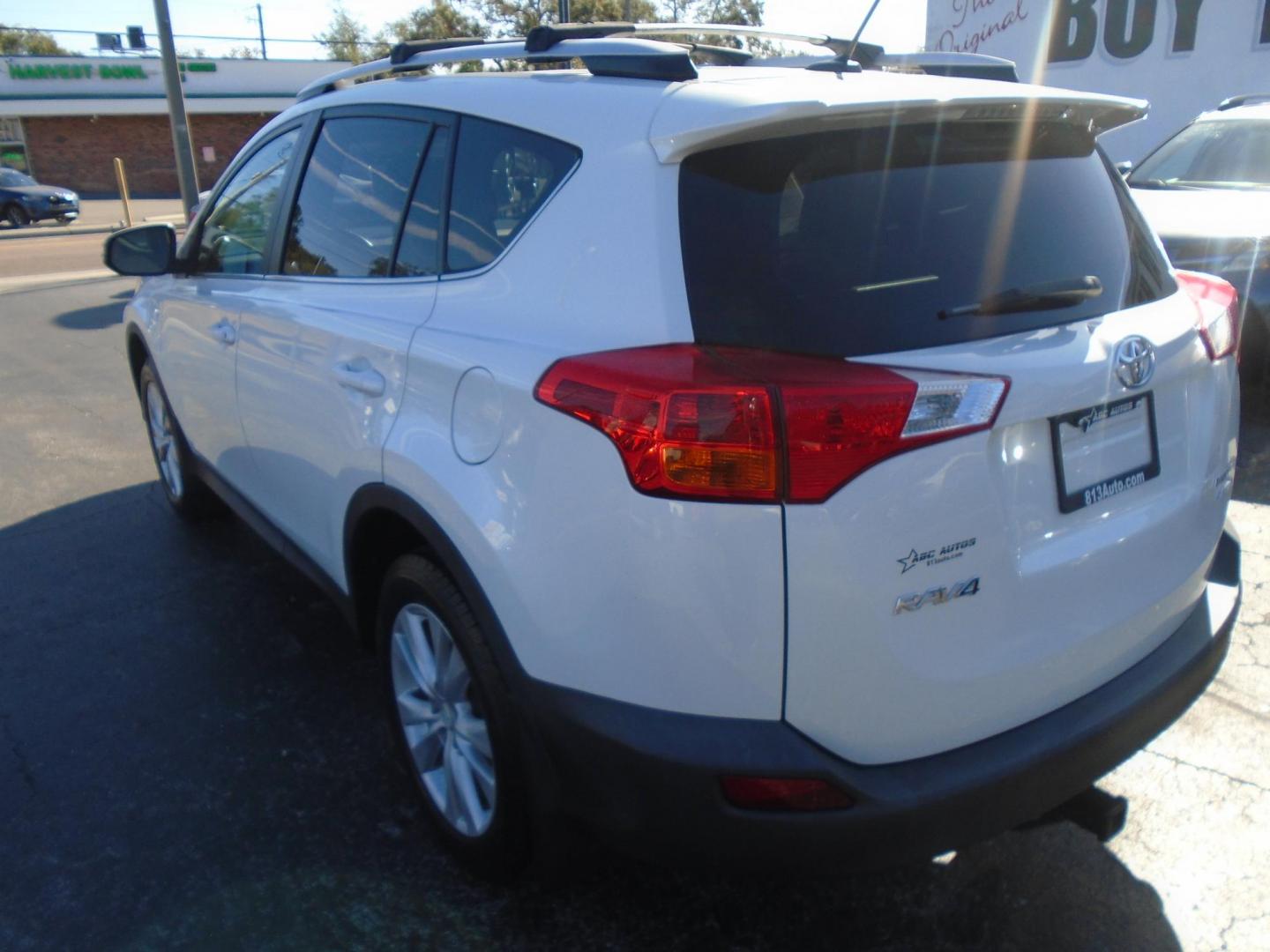 2014 Toyota RAV4 Limited AWD (2T3DFREV7EW) with an 2.5L L4 DOHC 16V engine, 6-Speed Automatic transmission, located at 6112 N Florida Avenue, Tampa, FL, 33604, (888) 521-5131, 27.954929, -82.459534 - Photo#4