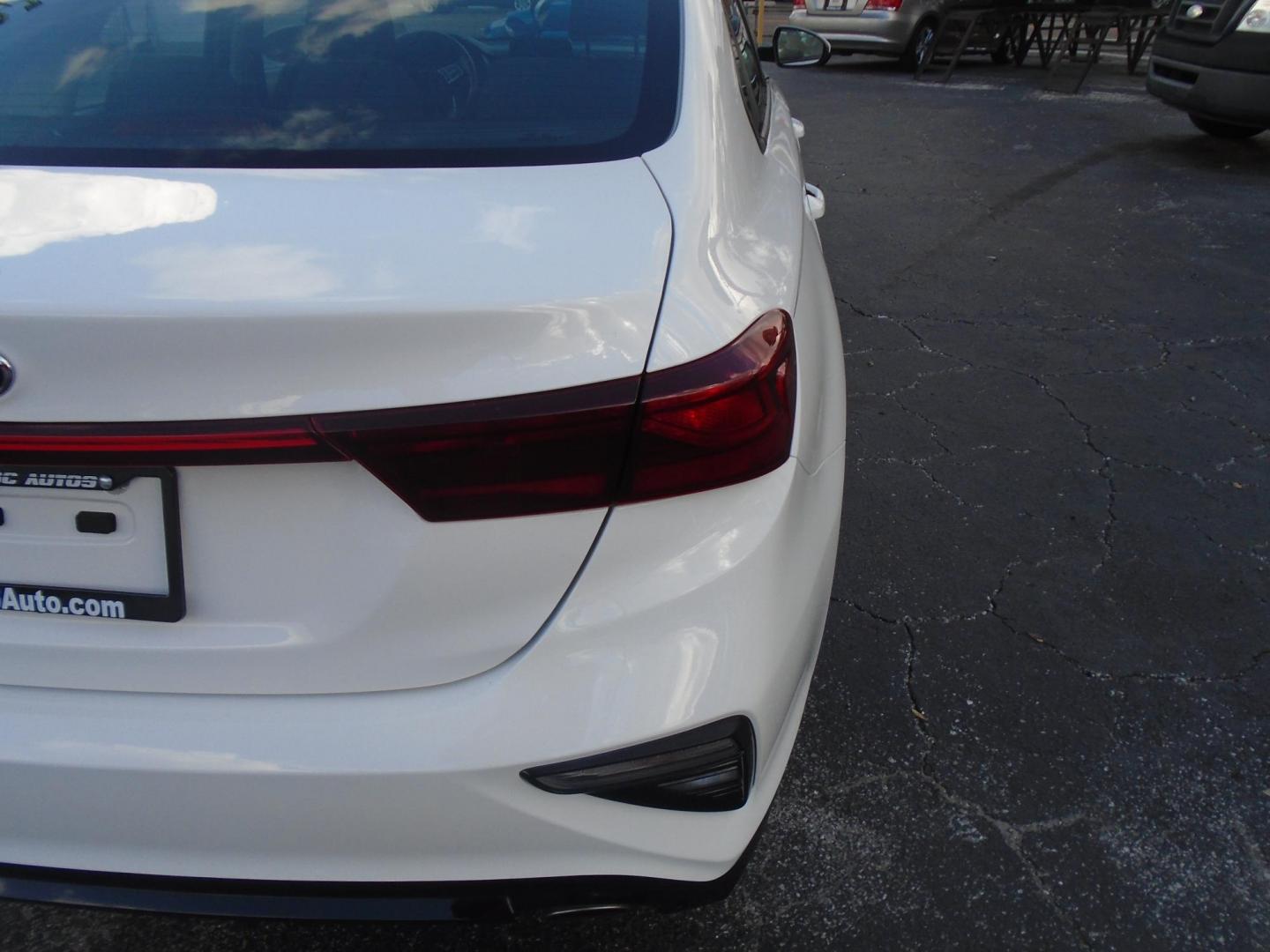 2020 Kia Forte FE 6M (3KPF24AD7LE) with an 2.0L L4 DOHC 16V engine, 6M transmission, located at 6112 N Florida Avenue, Tampa, FL, 33604, (888) 521-5131, 27.954929, -82.459534 - Photo#11