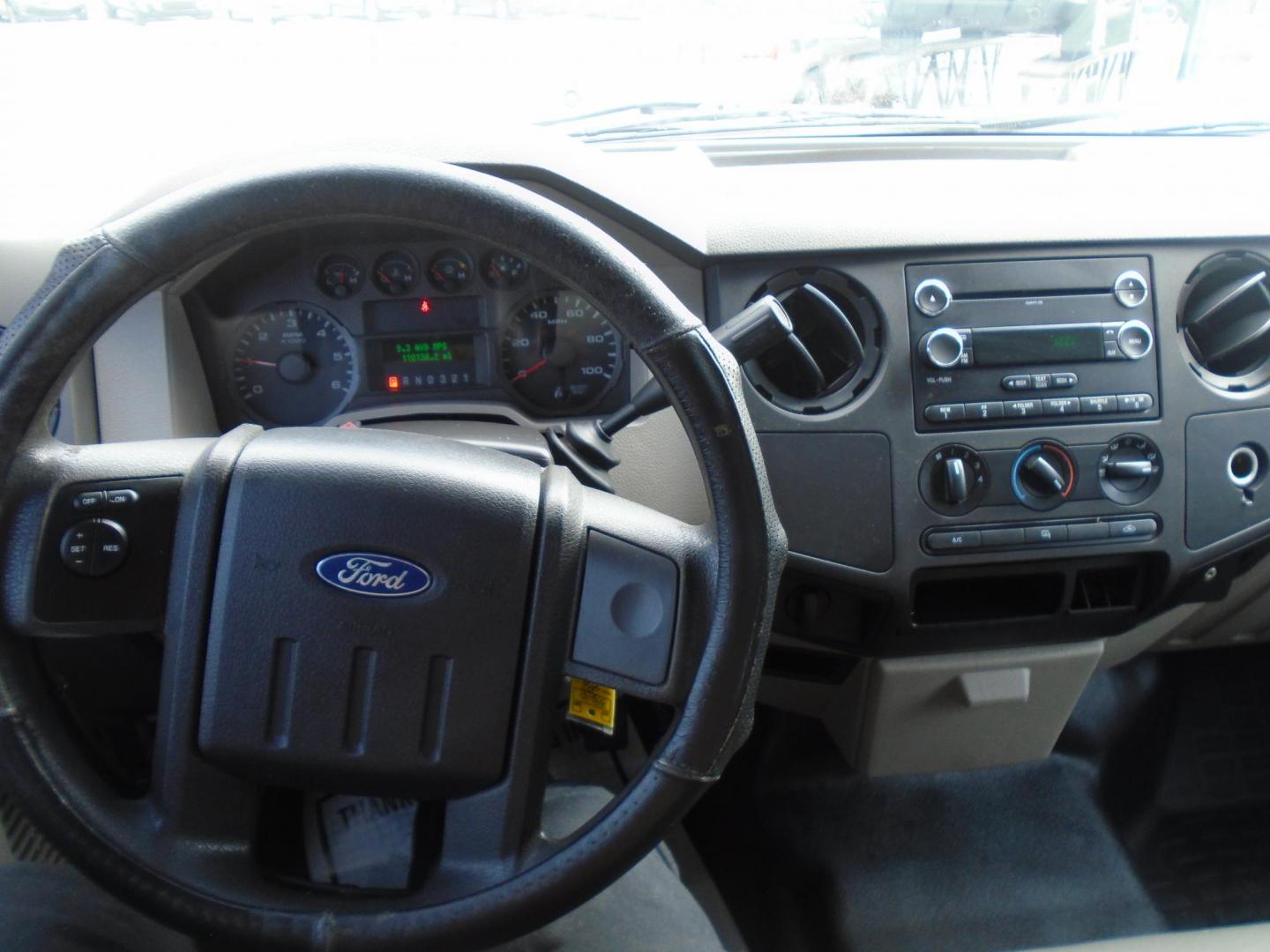 2010 Ford F-250 SD Lariat Crew Cab 2WD (1FTSW2A52AE) with an 5.4L V8 SOHC 16V engine, located at 6112 N Florida Avenue, Tampa, FL, 33604, (888) 521-5131, 27.954929, -82.459534 - Photo#11