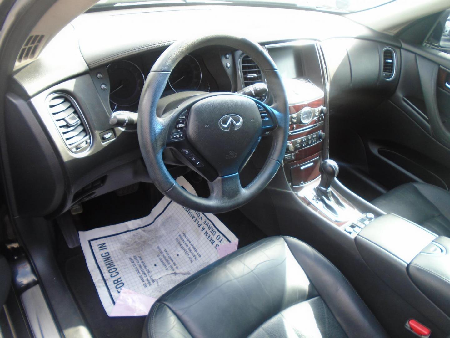 2011 Infiniti EX EX35 (JN1AJ0HPXBM) with an 3.5L V6 DOHC 24V engine, 5-Speed Automatic transmission, located at 6112 N Florida Avenue, Tampa, FL, 33604, (888) 521-5131, 27.954929, -82.459534 - Photo#7