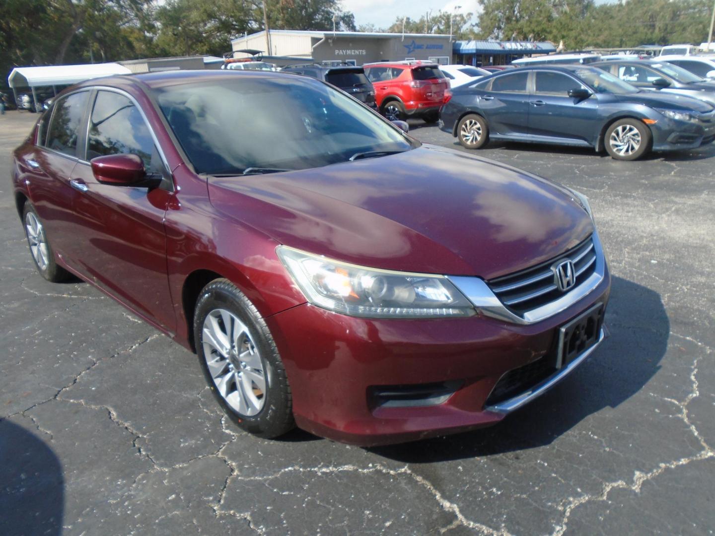 2014 Honda Accord LX Sedan CVT (1HGCR2F31EA) with an 2.4L L4 DOHC 16V engine, Continuously Variable Transmission transmission, located at 6112 N Florida Avenue, Tampa, FL, 33604, (888) 521-5131, 27.954929, -82.459534 - Photo#2