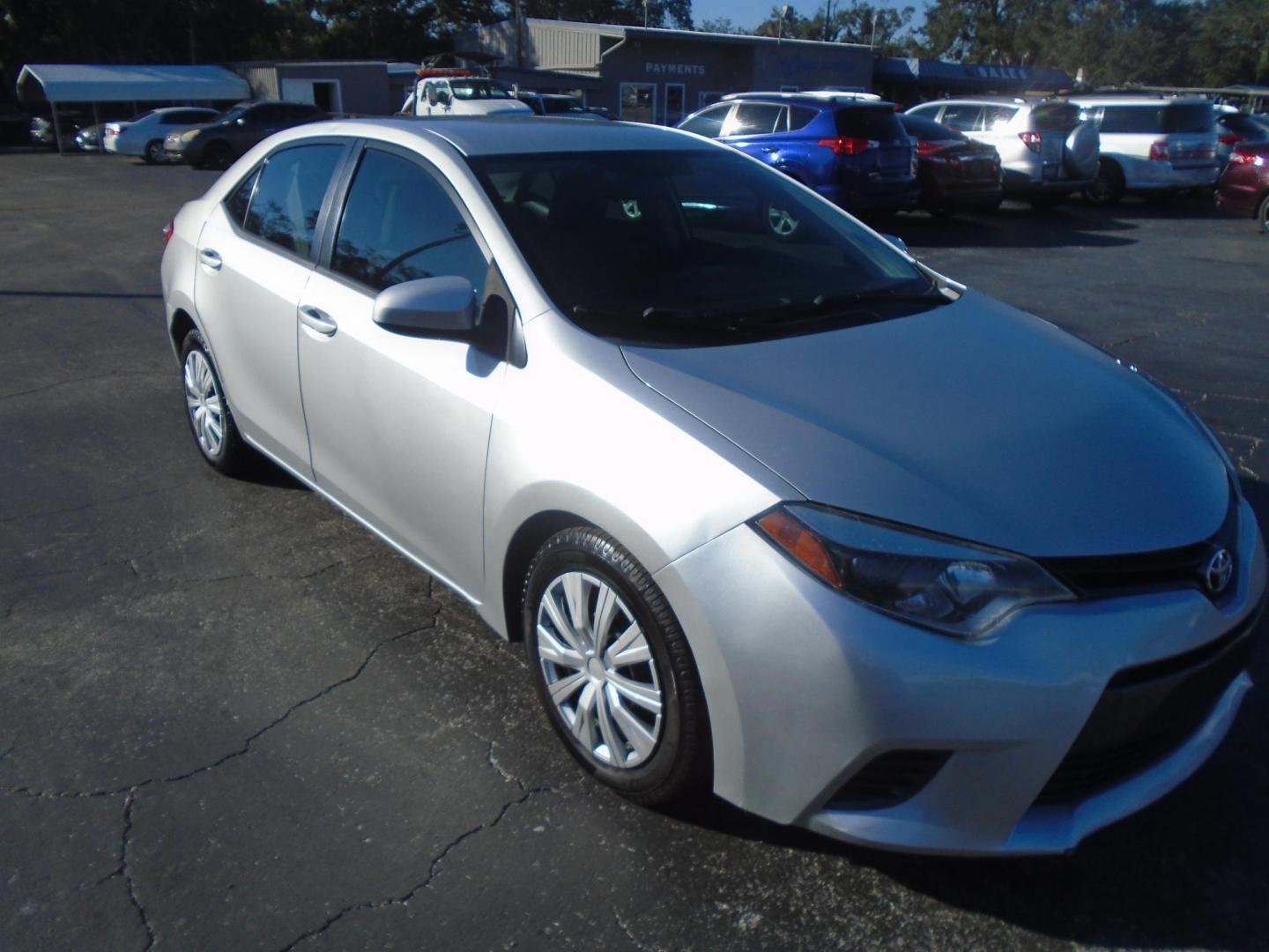 2015 Toyota Corolla L 4-Speed AT (5YFBURHE9FP) with an 1.8L L4 DOHC 16V engine, 4-Speed Automatic transmission, located at 6112 N Florida Avenue, Tampa, FL, 33604, (888) 521-5131, 27.954929, -82.459534 - Photo#5