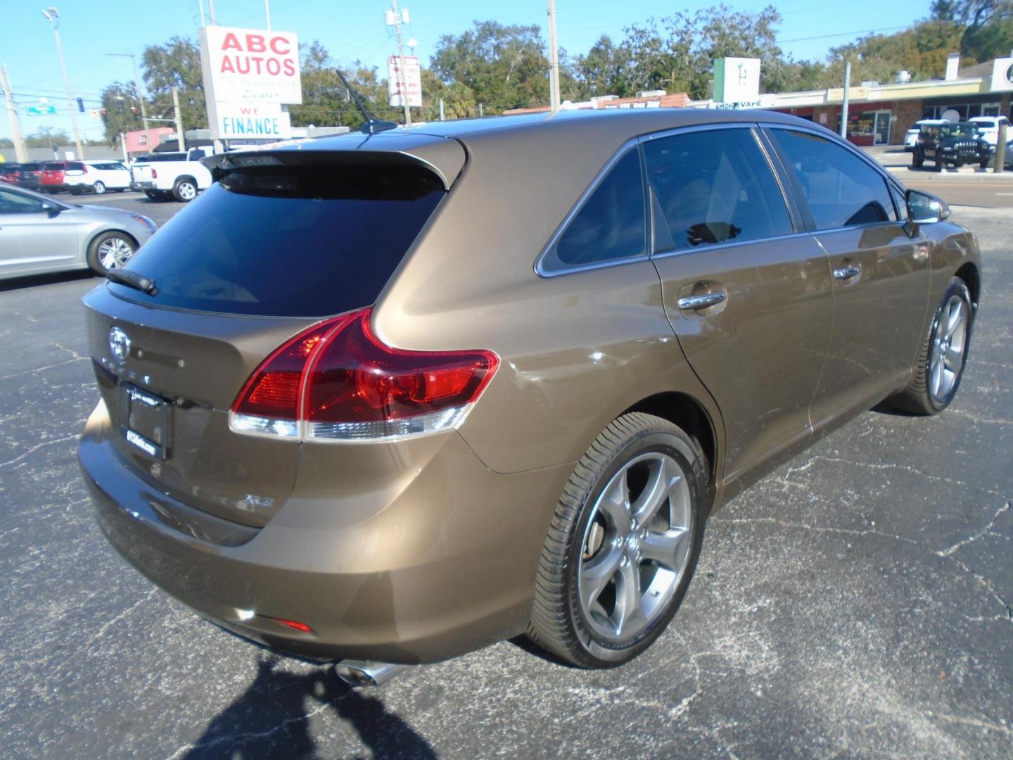 2013 Toyota Venza LE V6 FWD (4T3ZK3BB2DU) with an 3.5L V6 DOHC 24V engine, 6-Speed Automatic transmission, located at 6112 N Florida Avenue, Tampa, FL, 33604, (888) 521-5131, 27.954929, -82.459534 - Photo#5