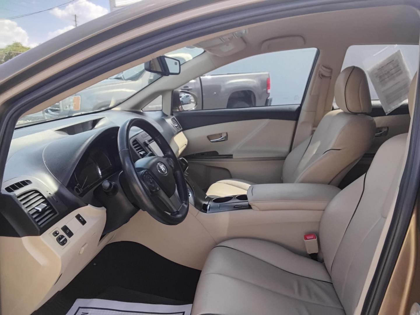 2013 GOLD /Beige Toyota Venza LE V6 FWD (4T3ZK3BB2DU) with an 3.5L V6 DOHC 24V engine, 6-Speed Automatic transmission, located at 6112 N Florida Avenue, Tampa, FL, 33604, (888) 521-5131, 27.954929, -82.459534 - $499 DOWN PLUS TAX & TAG. - Photo#6