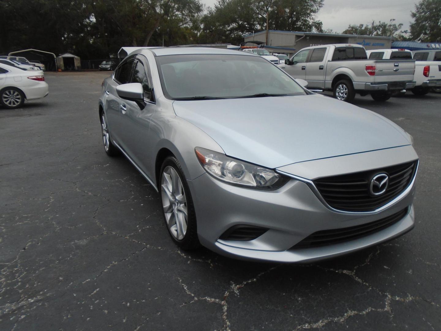 2016 Mazda Mazda6 i Touring (JM1GJ1V53G1) with an 2.5L L4 DOHC 16V engine, 6-Speed Automatic transmission, located at 6112 N Florida Avenue, Tampa, FL, 33604, (888) 521-5131, 27.954929, -82.459534 - Photo#3