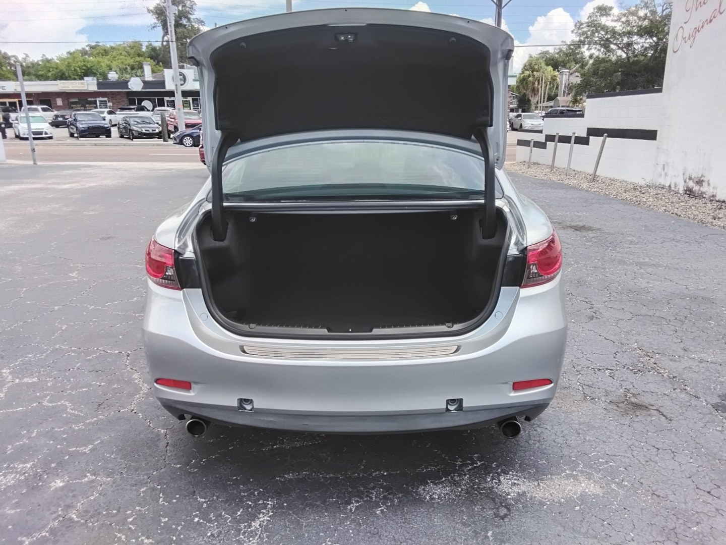 2016 SILVER /BLACK Mazda Mazda6 i Touring (JM1GJ1V53G1) with an 2.5L L4 DOHC 16V engine, 6-Speed Automatic transmission, located at 6112 N Florida Avenue, Tampa, FL, 33604, (888) 521-5131, 27.954929, -82.459534 - $499 DOWN PLUS TAX & TAG.- Photo#7
