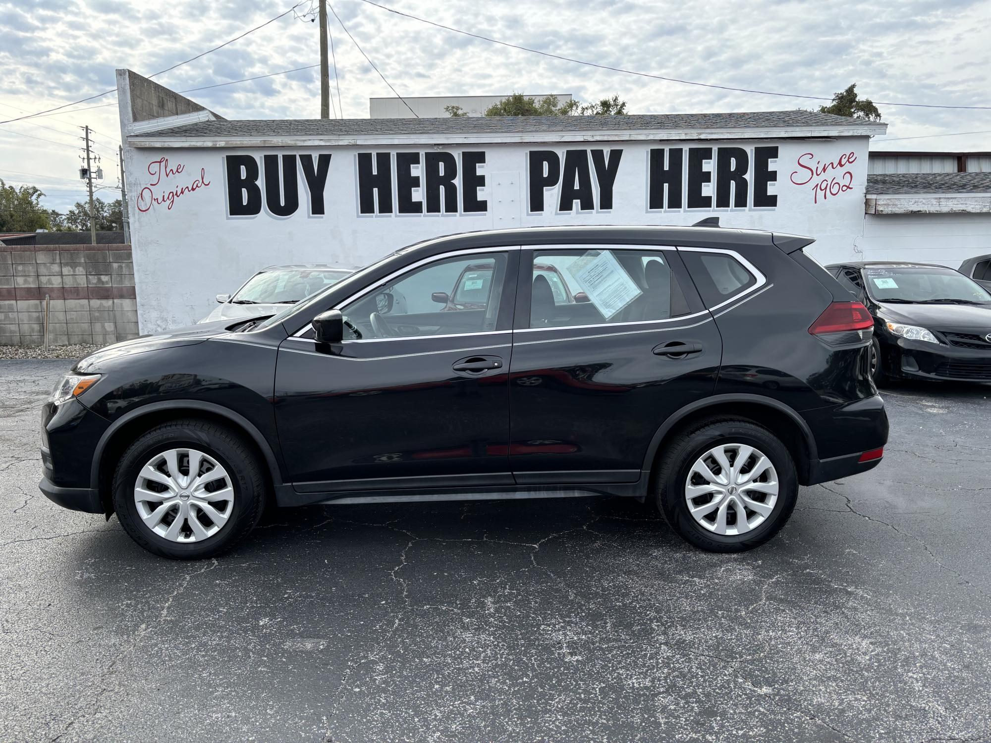 photo of 2020 Nissan Rogue SL FWD