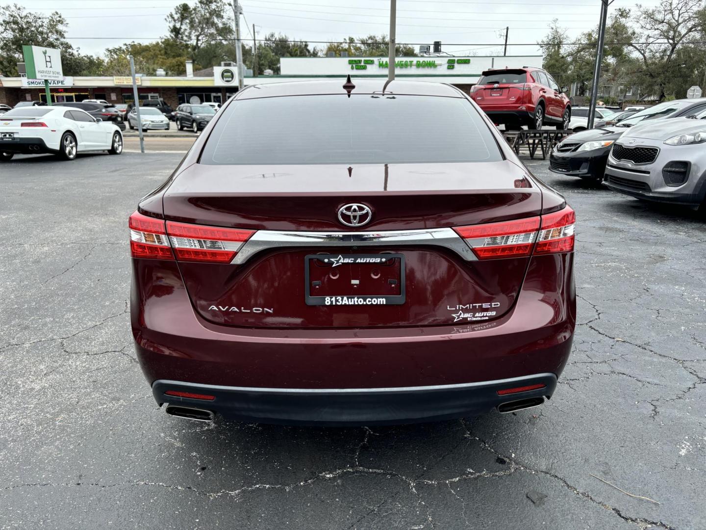 2014 Toyota Avalon XLE (4T1BK1EB6EU) with an 3.5L V6 DOHC 24V engine, 6-Speed Automatic transmission, located at 6112 N Florida Avenue, Tampa, FL, 33604, (888) 521-5131, 27.954929, -82.459534 - Photo#5