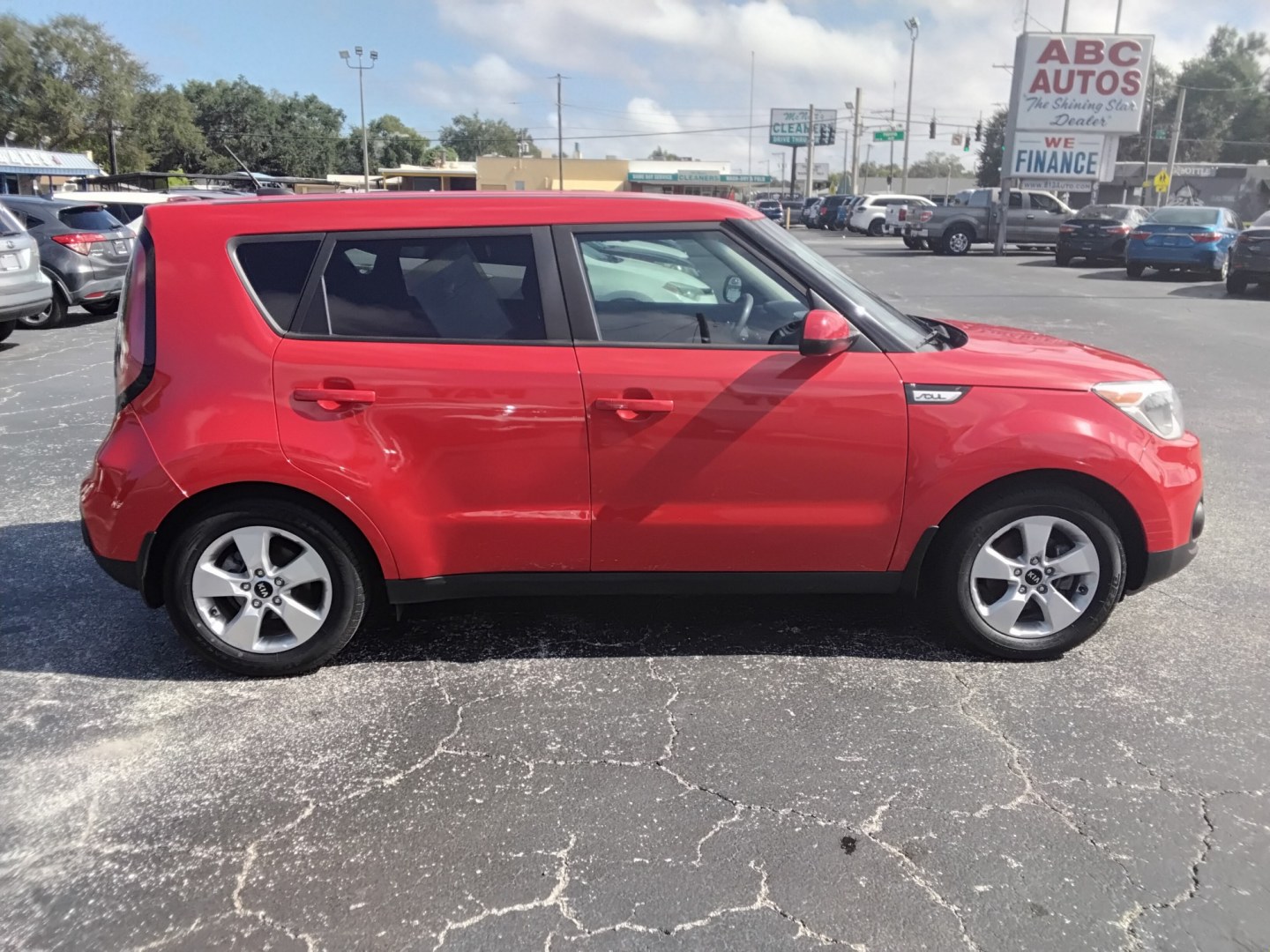 2019 RED /Black Kia Soul Base 6M (KNDJN2A20K7) with an 1.6L L4 DOHC 16V engine, 6M transmission, located at 6112 N Florida Avenue, Tampa, FL, 33604, (888) 521-5131, 27.954929, -82.459534 - $499 down plus tax & tag.- Photo#2