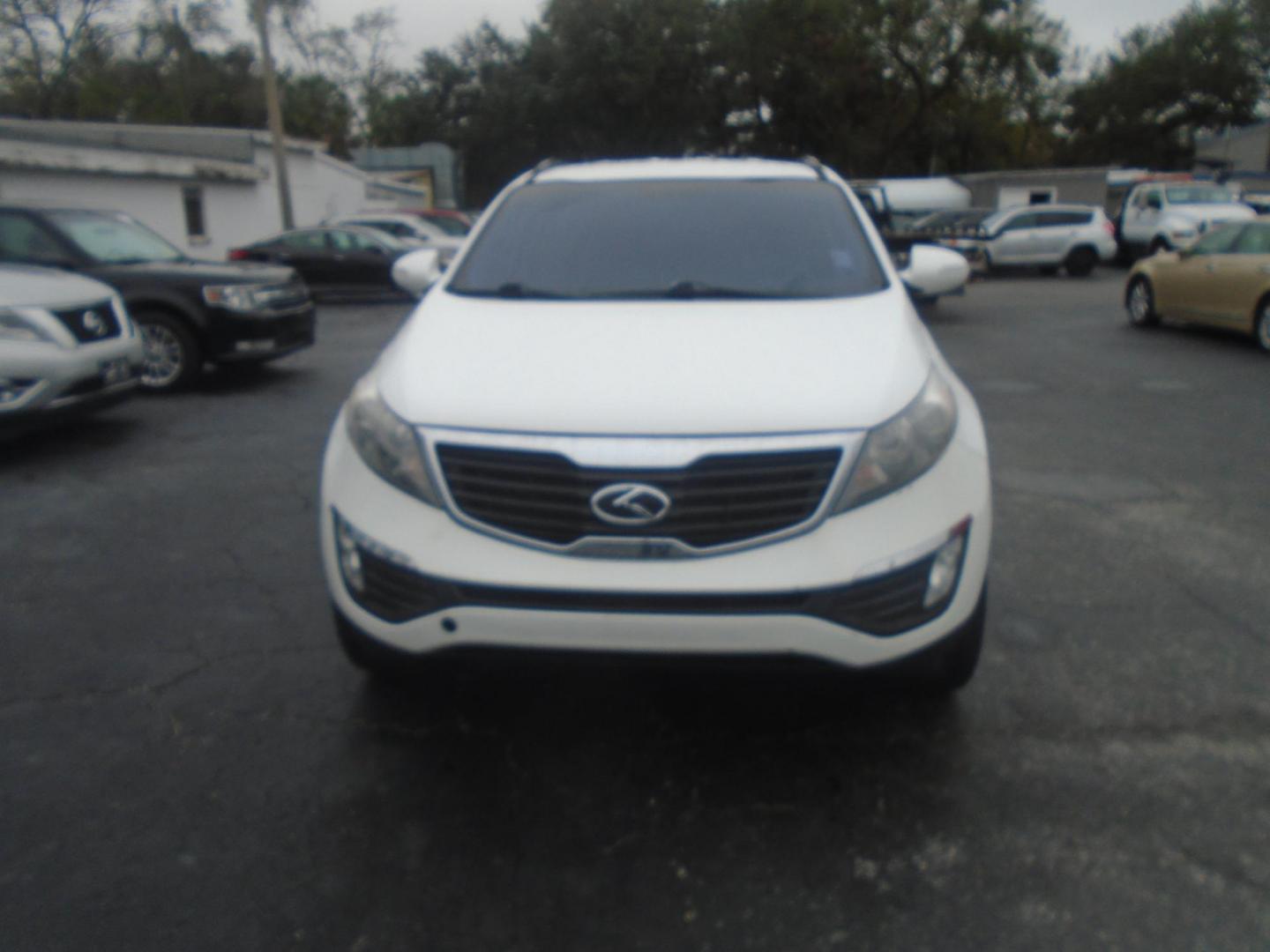 2012 Kia Sportage EX FWD (KNDPC3A26C7) with an 2.4L V6 DOHC 24V engine, 6-Speed Automatic transmission, located at 6112 N Florida Avenue, Tampa, FL, 33604, (888) 521-5131, 27.954929, -82.459534 - Photo#1