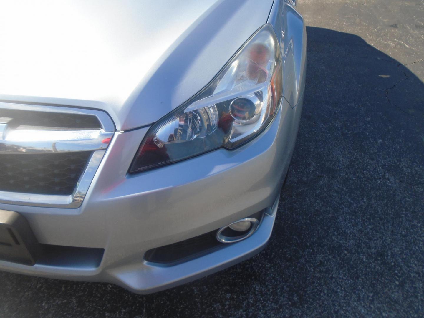 2014 Subaru Legacy 2.5i Limited (4S3BMBL67E3) with an 2.5L H4 SOHC 16V engine, Continuously Variable Transmission transmission, located at 6112 N Florida Avenue, Tampa, FL, 33604, (888) 521-5131, 27.954929, -82.459534 - Photo#3