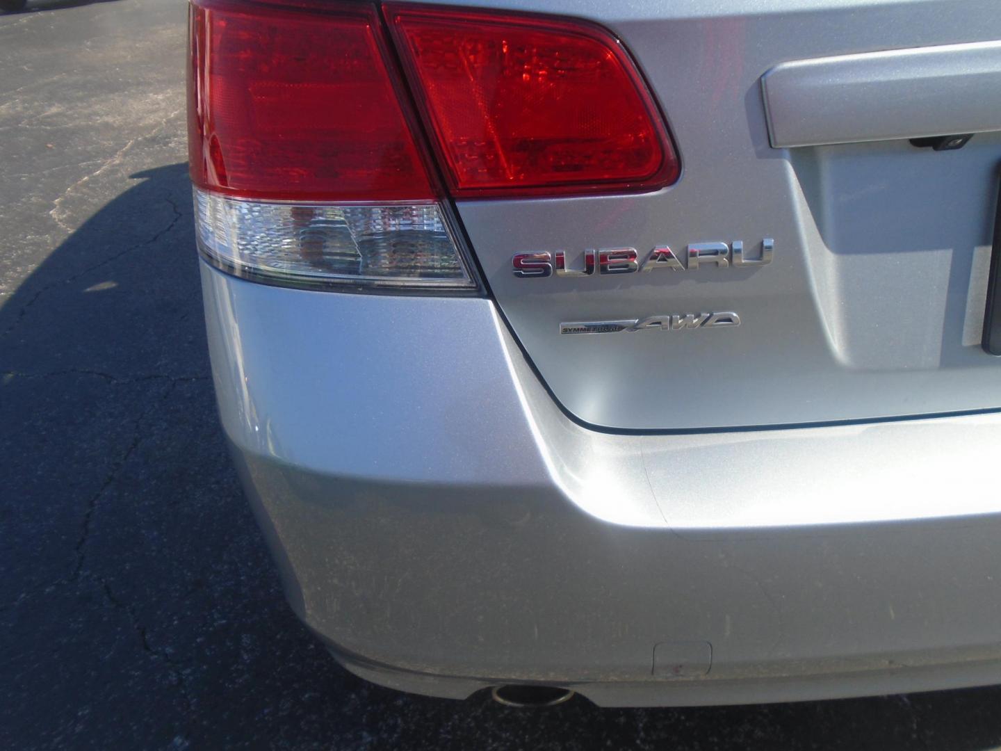 2014 Subaru Legacy 2.5i Limited (4S3BMBL67E3) with an 2.5L H4 SOHC 16V engine, Continuously Variable Transmission transmission, located at 6112 N Florida Avenue, Tampa, FL, 33604, (888) 521-5131, 27.954929, -82.459534 - Photo#11