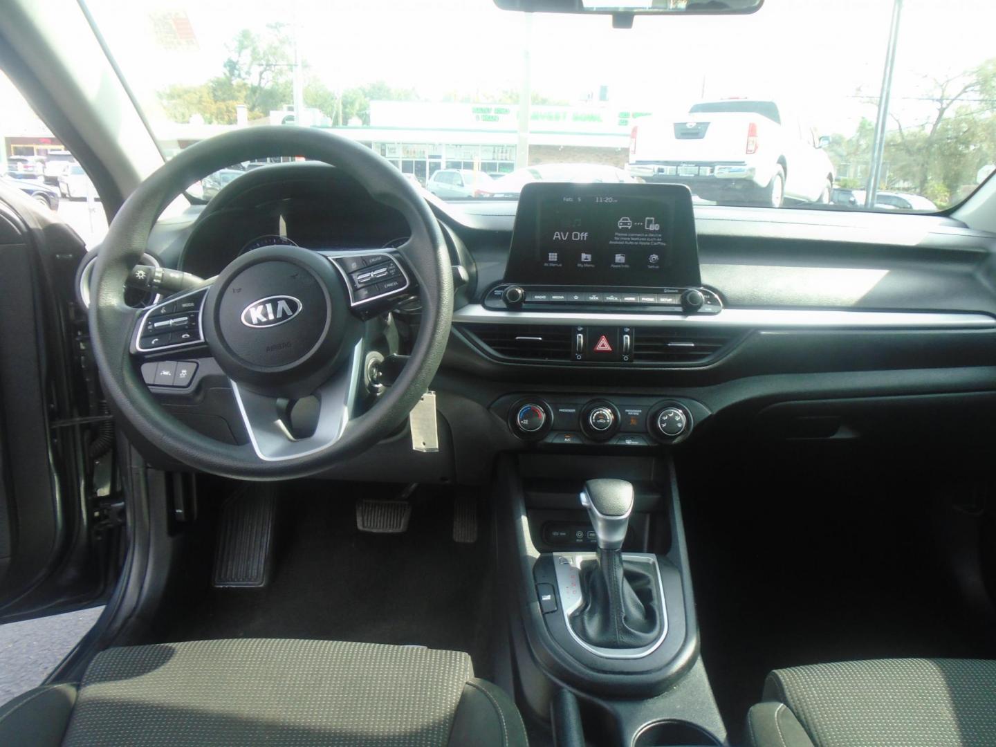 2021 Kia Forte FE (3KPF24AD8ME) with an 2.0L L4 DOHC 16V engine, CVT transmission, located at 6112 N Florida Avenue, Tampa, FL, 33604, (888) 521-5131, 27.954929, -82.459534 - Photo#13