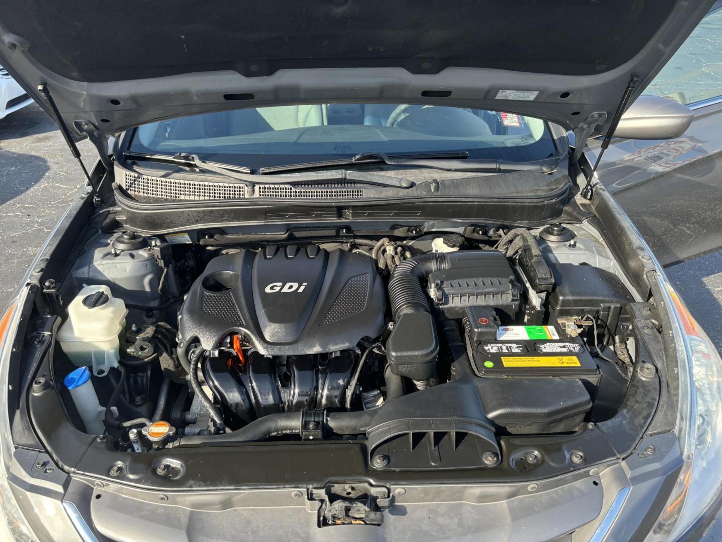 2013 Hyundai Sonata GLS (5NPEB4AC8DH) with an 2.4L L4 DOHC 16V engine, 6-Speed Automatic transmission, located at 6112 N Florida Avenue, Tampa, FL, 33604, (888) 521-5131, 27.954929, -82.459534 - Photo#7