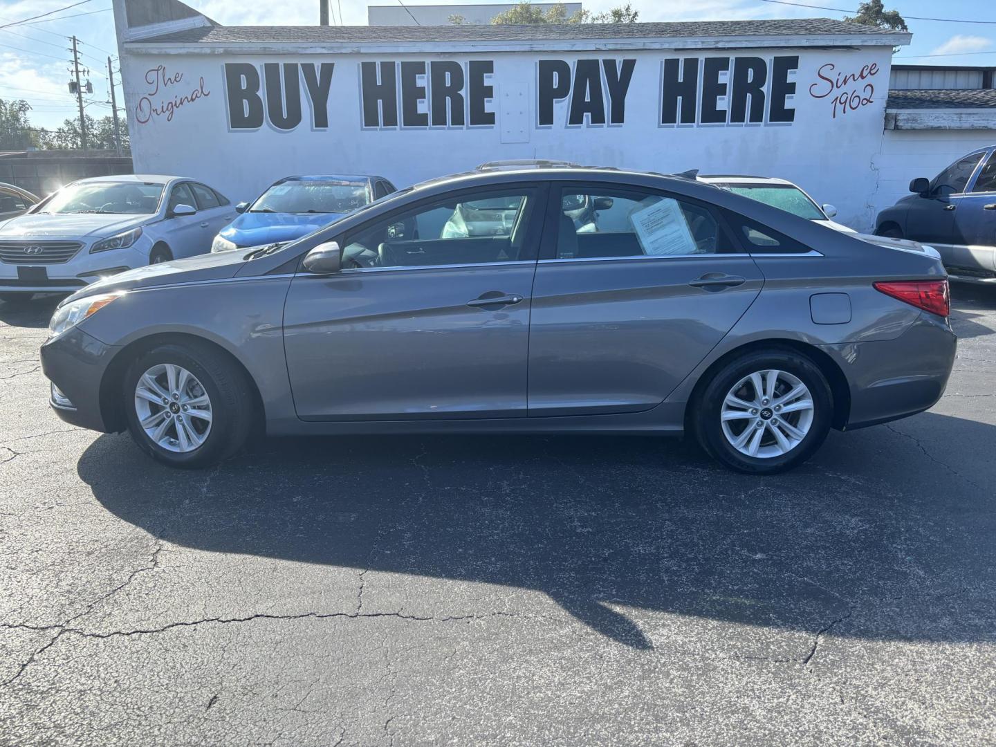 2013 Hyundai Sonata GLS (5NPEB4AC8DH) with an 2.4L L4 DOHC 16V engine, 6-Speed Automatic transmission, located at 6112 N Florida Avenue, Tampa, FL, 33604, (888) 521-5131, 27.954929, -82.459534 - Photo#0