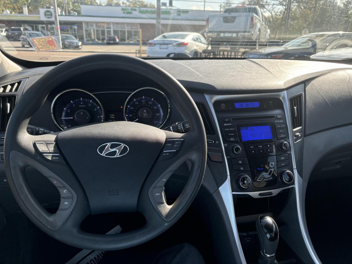 2013 Hyundai Sonata GLS (5NPEB4AC8DH) with an 2.4L L4 DOHC 16V engine, 6-Speed Automatic transmission, located at 6112 N Florida Avenue, Tampa, FL, 33604, (888) 521-5131, 27.954929, -82.459534 - Photo#8