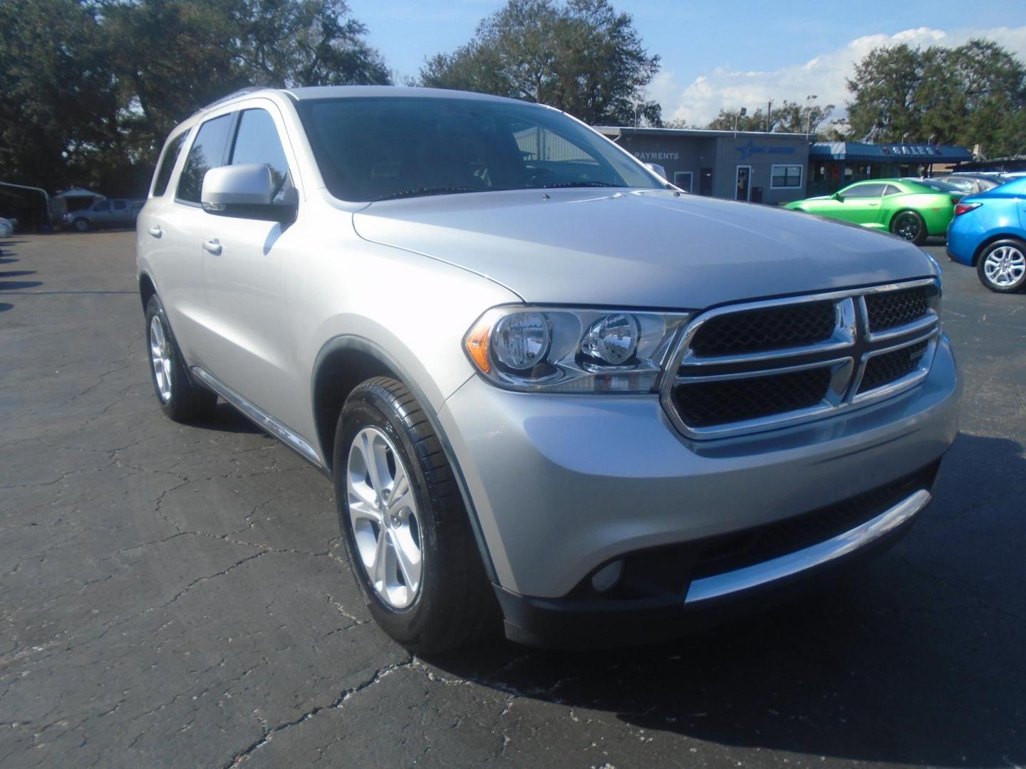 2011 Dodge Durango Crew 2WD (1D4RD4GG8BC) with an 3.6L V6 DOHC 24V engine, located at 6112 N Florida Avenue, Tampa, FL, 33604, (888) 521-5131, 27.954929, -82.459534 - Photo#3