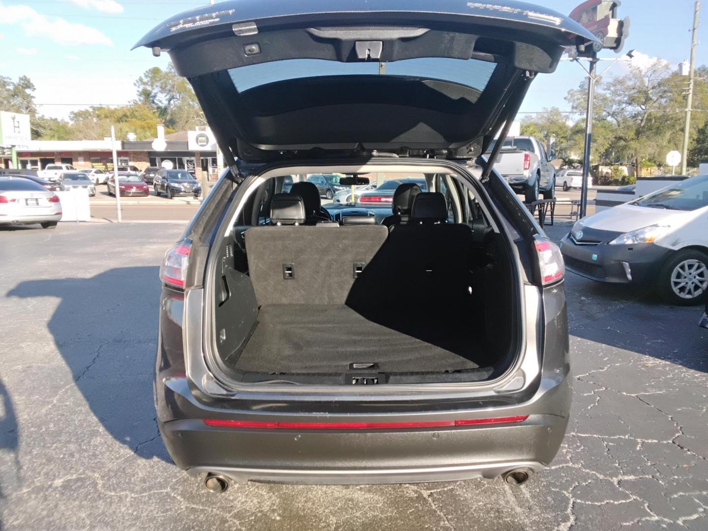 2018 GRAY /Black Ford Edge Titanium (2FMPK3K98JB) with an 2.0L L4 DOHC 16V engine, 6A transmission, located at 6112 N Florida Avenue, Tampa, FL, 33604, (888) 521-5131, 27.954929, -82.459534 - $499 down plus tax & tag. - Photo#6