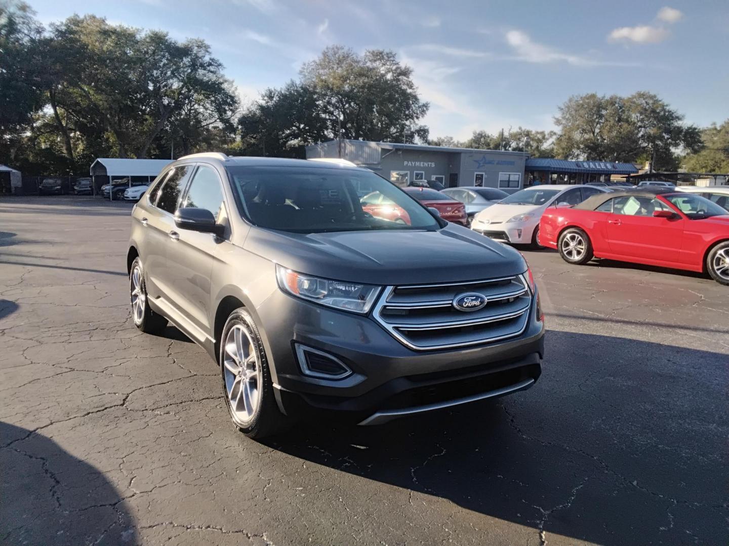 2018 GRAY /Black Ford Edge Titanium (2FMPK3K98JB) with an 2.0L L4 DOHC 16V engine, 6A transmission, located at 6112 N Florida Avenue, Tampa, FL, 33604, (888) 521-5131, 27.954929, -82.459534 - $499 down plus tax & tag. - Photo#2