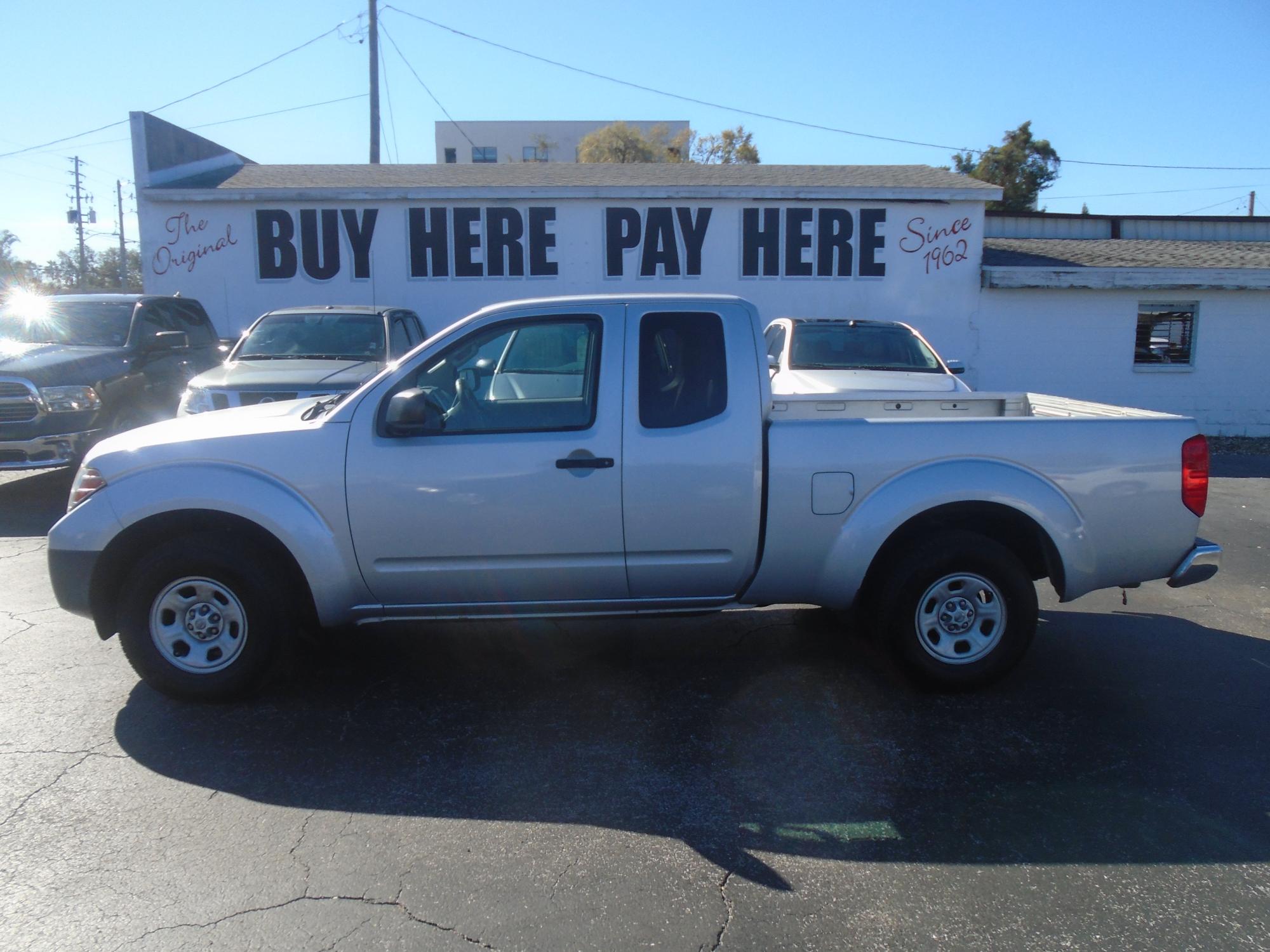 2016 Nissan Frontier SV King Cab I4 5MT 2WD