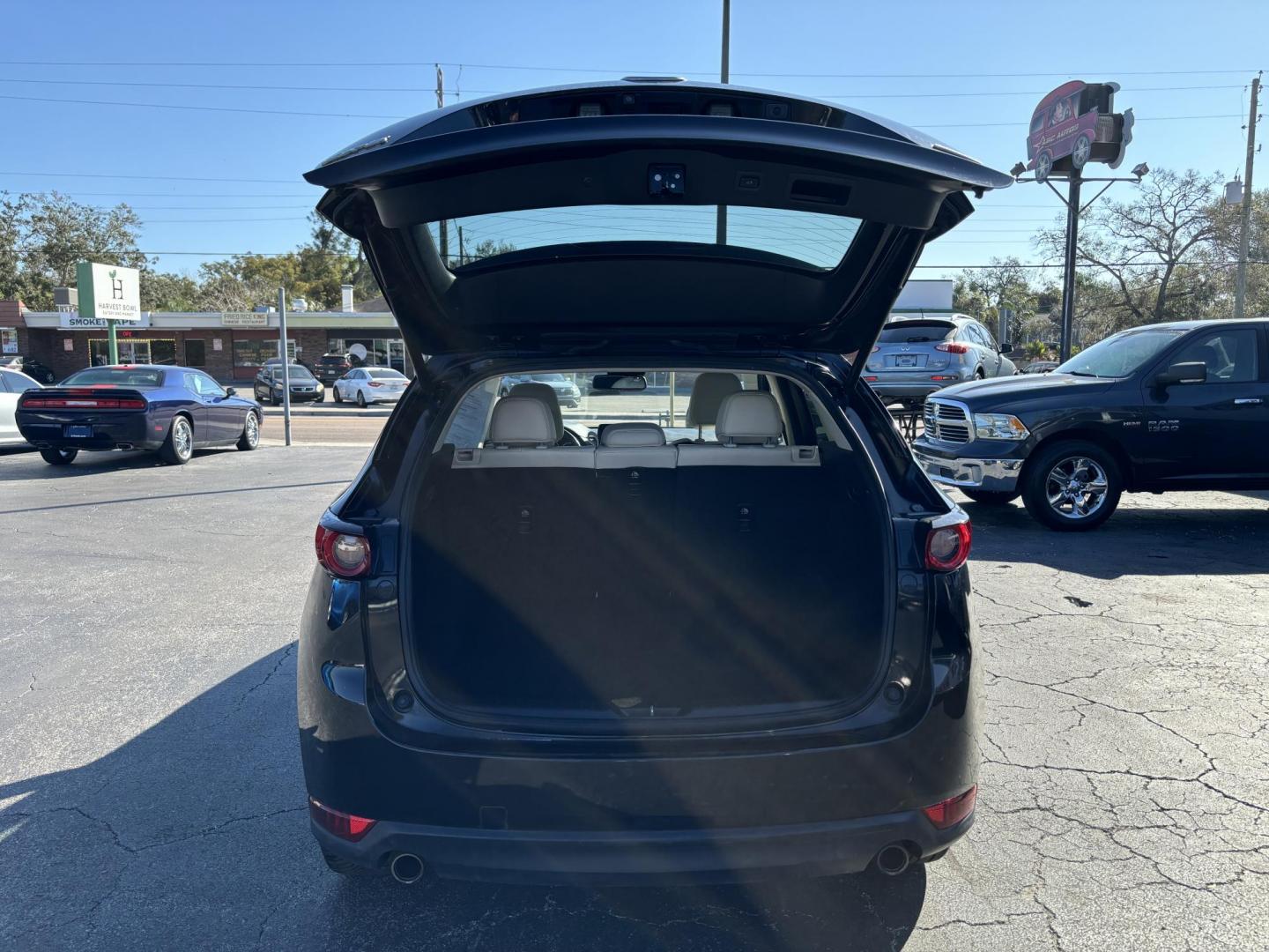 2018 Mazda CX-5 Grand Touring (JM3KFADM5J0) with an 2.5L L4 DOHC 16V engine, 6A transmission, located at 6112 N Florida Avenue, Tampa, FL, 33604, (888) 521-5131, 27.954929, -82.459534 - Photo#6