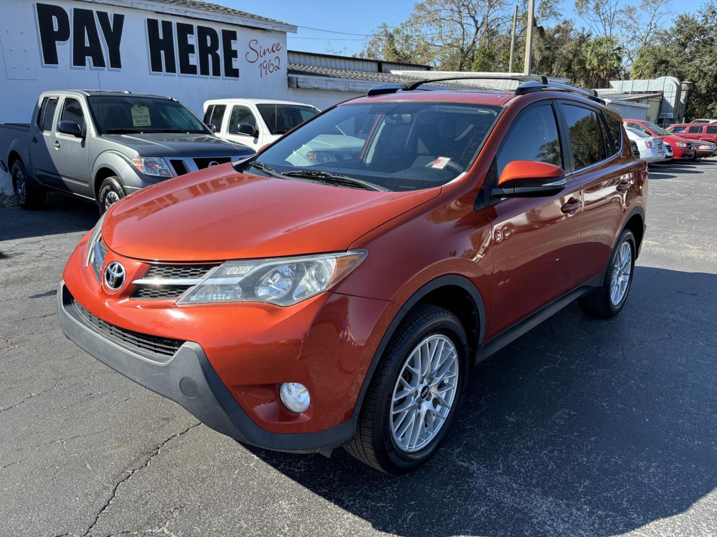 2015 Toyota RAV4 XLE FWD (JTMWFREV6FJ) with an 2.5L L4 DOHC 16V engine, 6-Speed Automatic transmission, located at 6112 N Florida Avenue, Tampa, FL, 33604, (888) 521-5131, 27.954929, -82.459534 - Photo#2