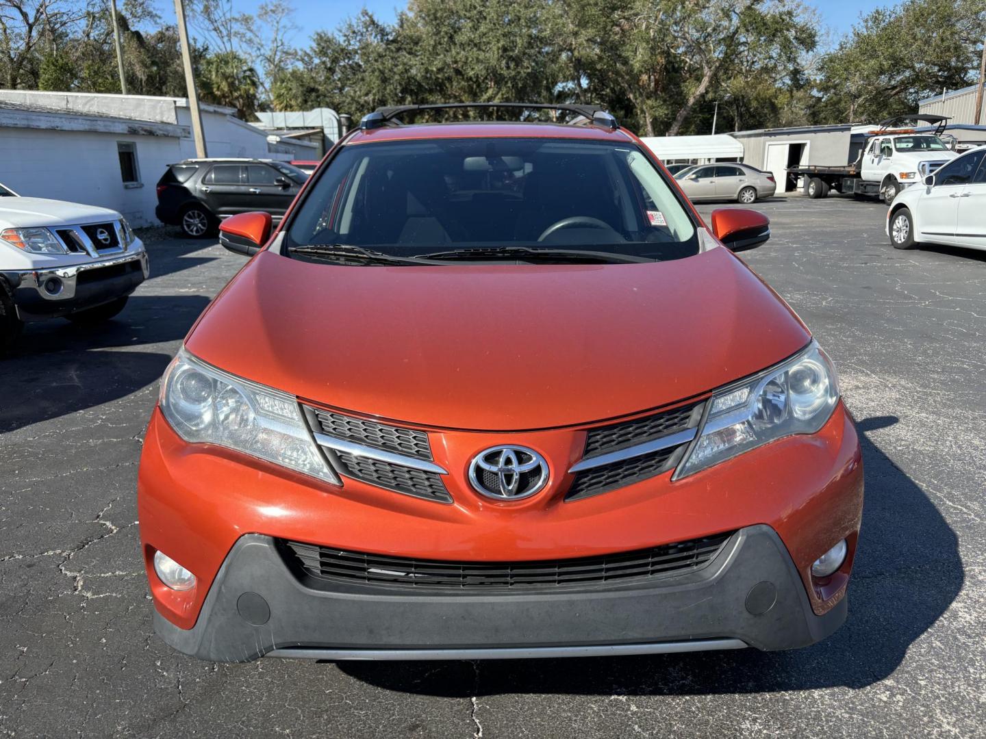 2015 Toyota RAV4 XLE FWD (JTMWFREV6FJ) with an 2.5L L4 DOHC 16V engine, 6-Speed Automatic transmission, located at 6112 N Florida Avenue, Tampa, FL, 33604, (888) 521-5131, 27.954929, -82.459534 - Photo#1