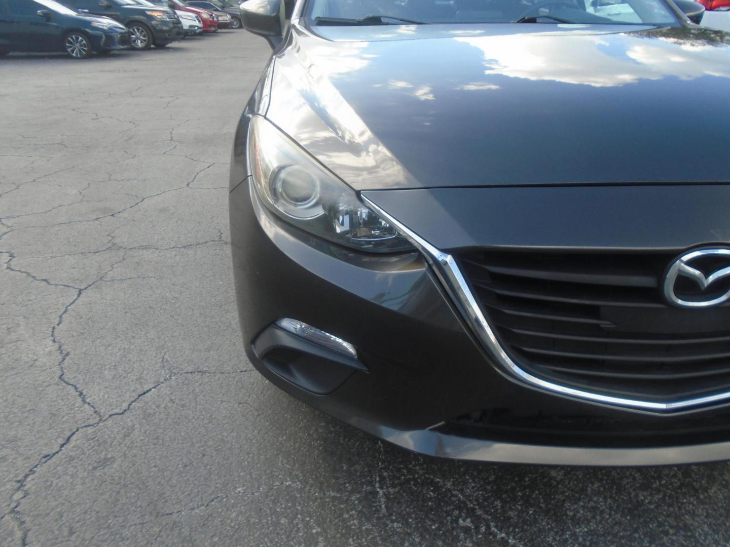 2014 Mazda MAZDA3 i Grand Touring AT 4-Door (JM1BM1W75E1) with an 2.0L L4 DOHC 16V engine, 6-Speed Automatic transmission, located at 6112 N Florida Avenue, Tampa, FL, 33604, (888) 521-5131, 27.954929, -82.459534 - Photo#8