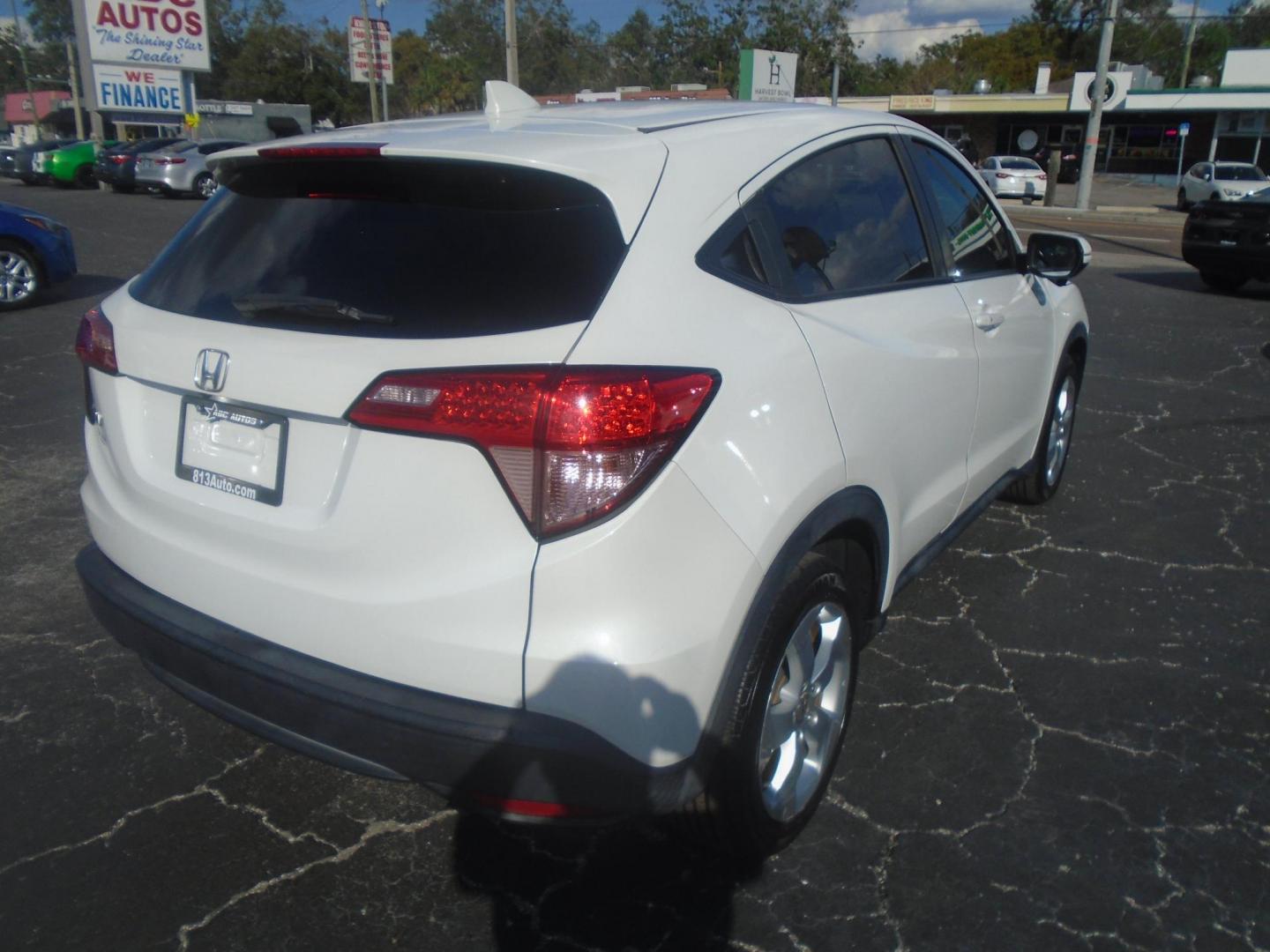 2016 Honda HR-V EX 2WD CVT (3CZRU5H53GM) with an 1.8L L4 DOHC 16V engine, Continuously Variable Transmission transmission, located at 6112 N Florida Avenue, Tampa, FL, 33604, (888) 521-5131, 27.954929, -82.459534 - Photo#3