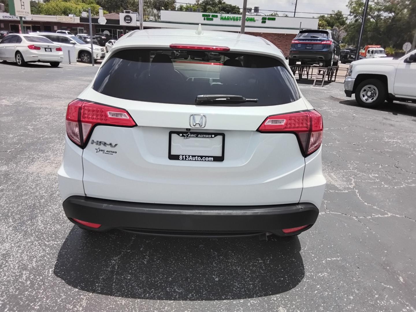 2016 White /Beige Honda HR-V EX 2WD CVT (3CZRU5H53GM) with an 1.8L L4 DOHC 16V engine, Continuously Variable Transmission transmission, located at 6112 N Florida Avenue, Tampa, FL, 33604, (888) 521-5131, 27.954929, -82.459534 - $499 down plus tax & tag.- Photo#10