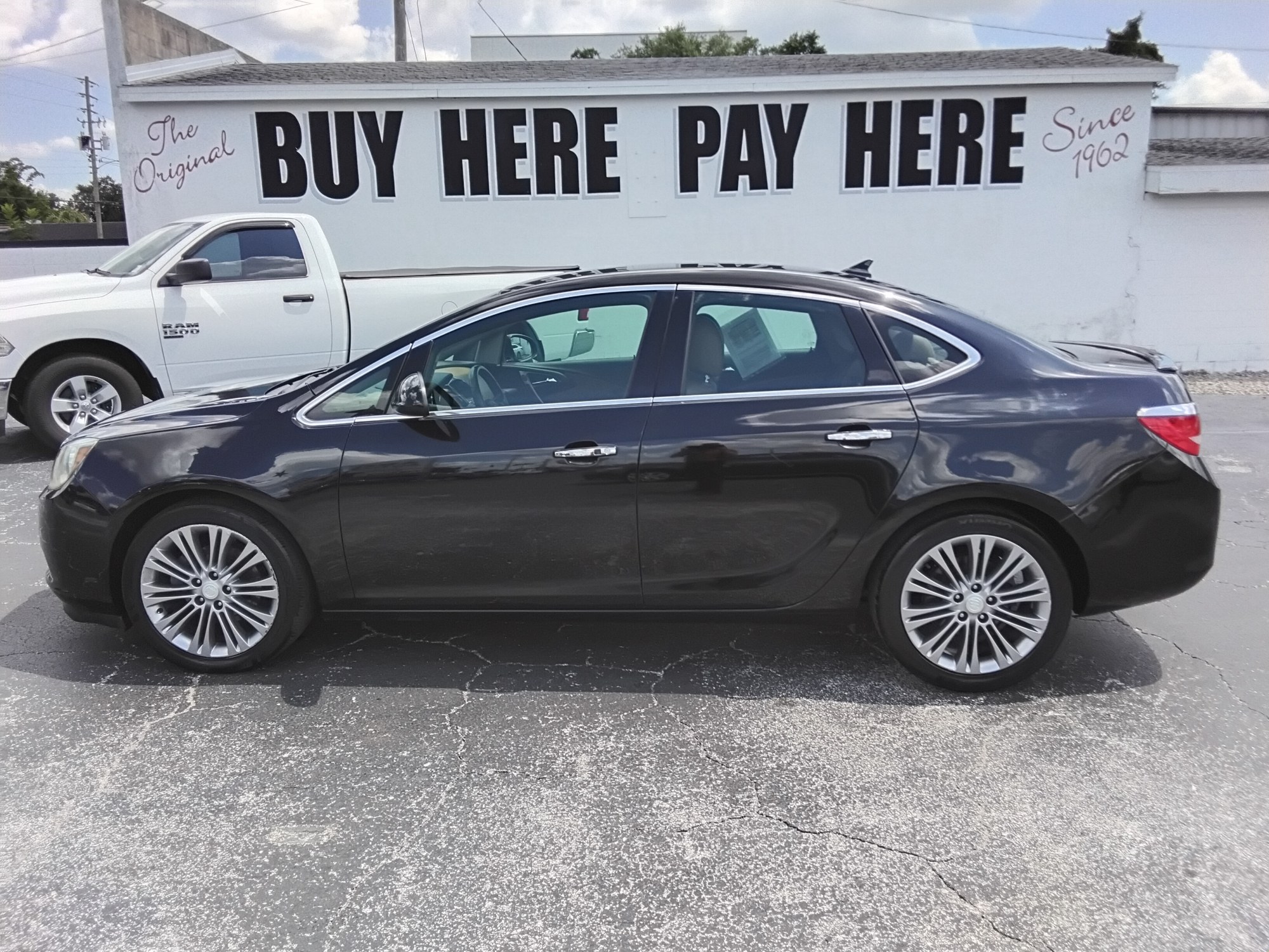 photo of 2012 Buick Verano Leather