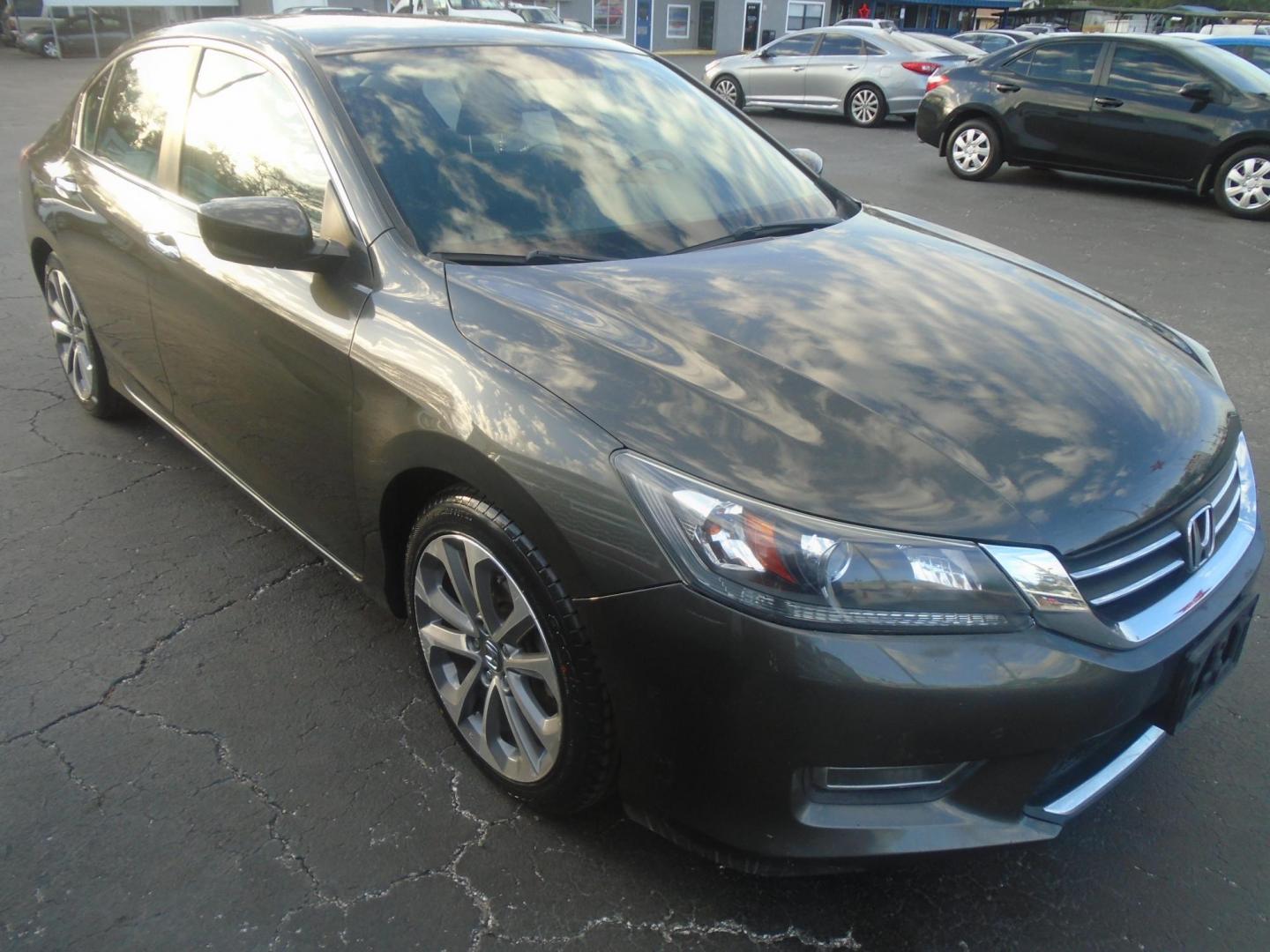 2013 Honda Accord Sport Sedan CVT (1HGCR2F56DA) with an 2.4L L4 DOHC 16V engine, Continuously Variable Transmission transmission, located at 6112 N Florida Avenue, Tampa, FL, 33604, (888) 521-5131, 27.954929, -82.459534 - Photo#2