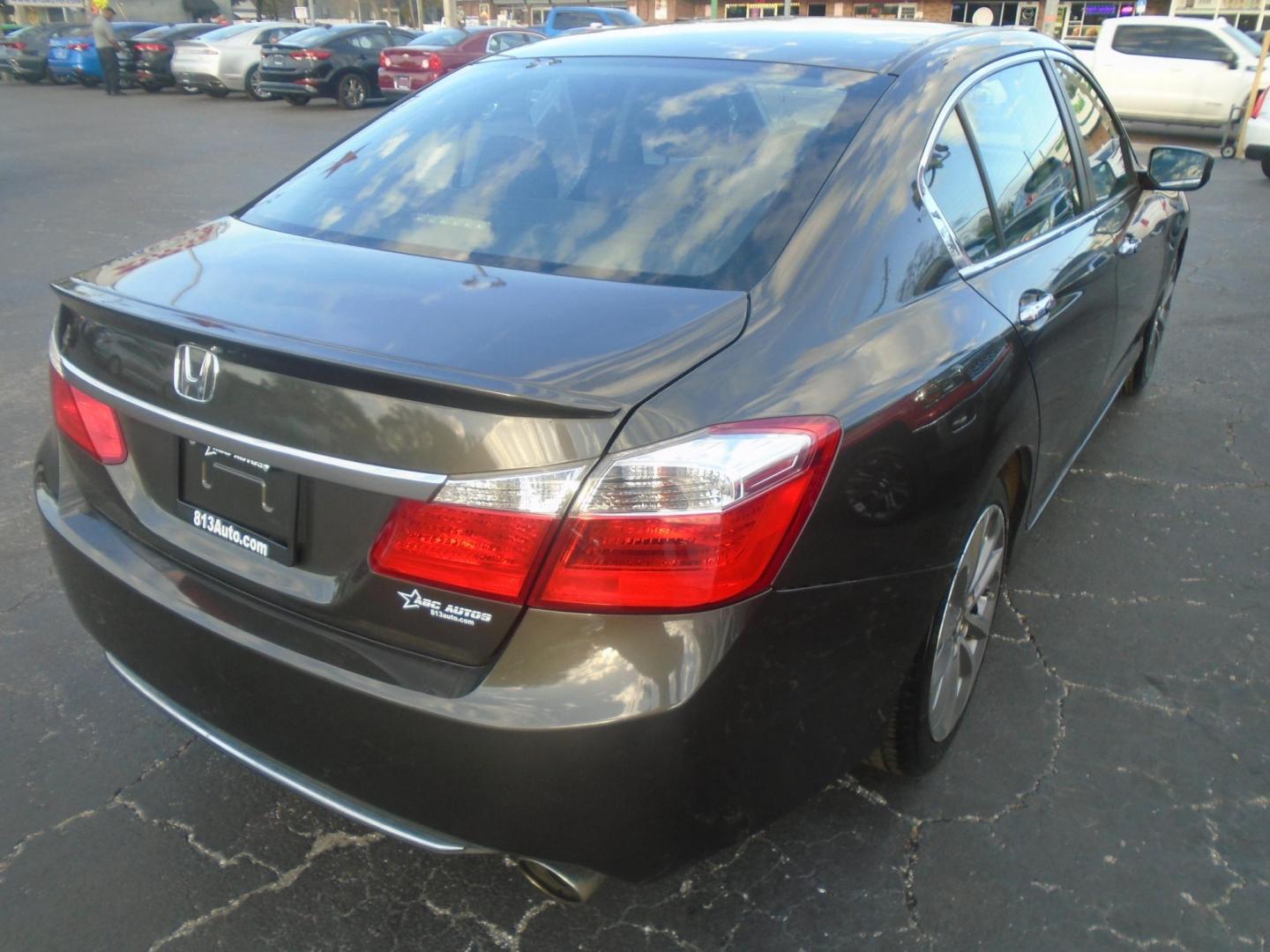 2013 Honda Accord Sport Sedan CVT (1HGCR2F56DA) with an 2.4L L4 DOHC 16V engine, Continuously Variable Transmission transmission, located at 6112 N Florida Avenue, Tampa, FL, 33604, (888) 521-5131, 27.954929, -82.459534 - Photo#3