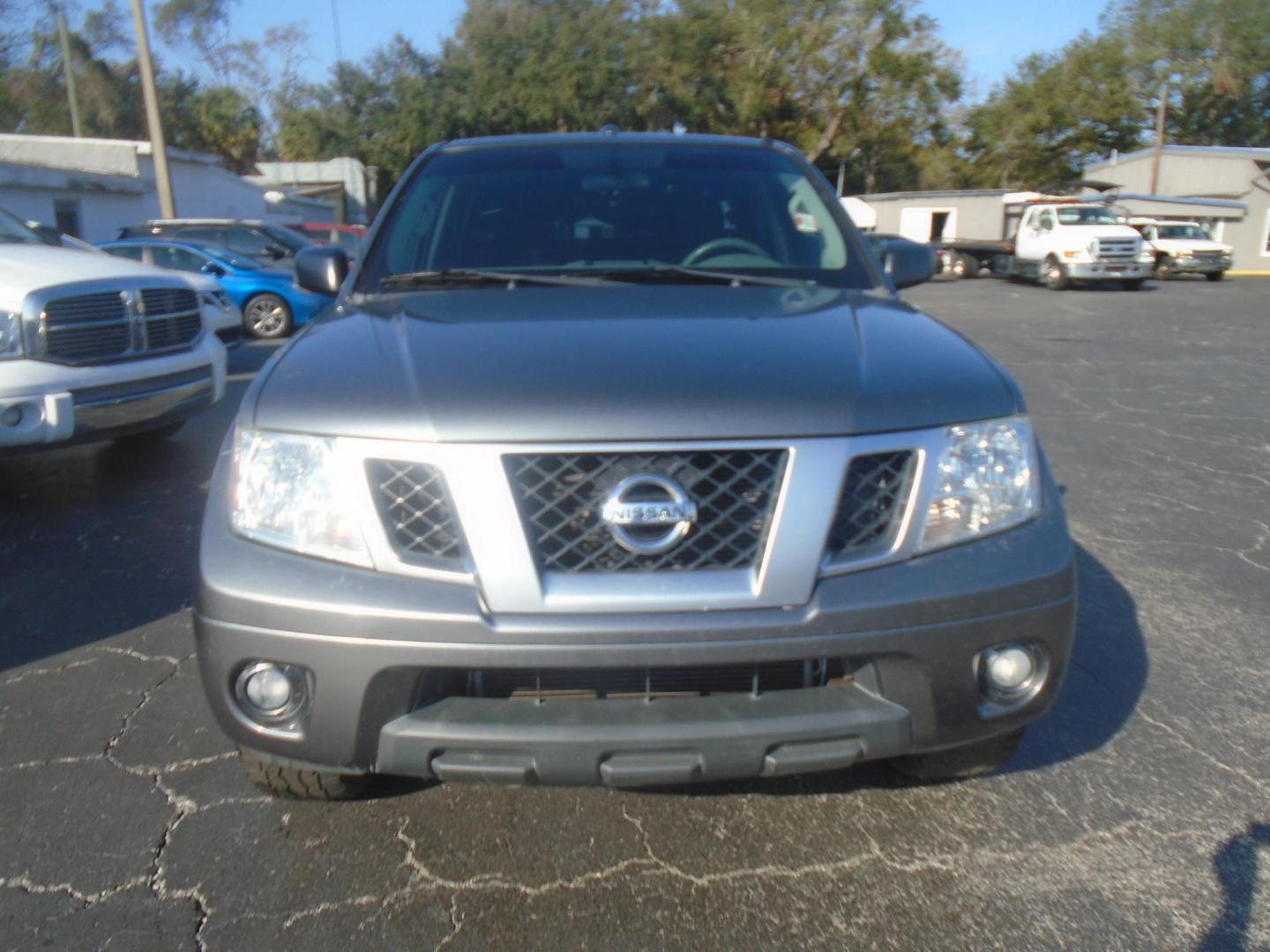 2016 Nissan Frontier S Crew Cab 5AT 2WD (1N6AD0ER0GN) with an 4.0L V6 DOHC 24V engine, 5A transmission, located at 6112 N Florida Avenue, Tampa, FL, 33604, (888) 521-5131, 27.954929, -82.459534 - Photo#1