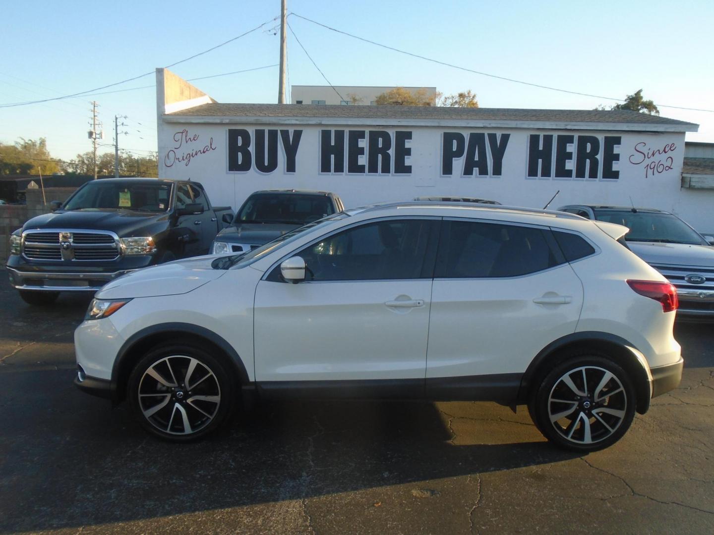 2017 Nissan Rogue Sport SL (JN1BJ1CP5HW) with an 2.0L L4 DOHC 16V engine, CVT transmission, located at 6112 N Florida Avenue, Tampa, FL, 33604, (888) 521-5131, 27.954929, -82.459534 - Photo#2