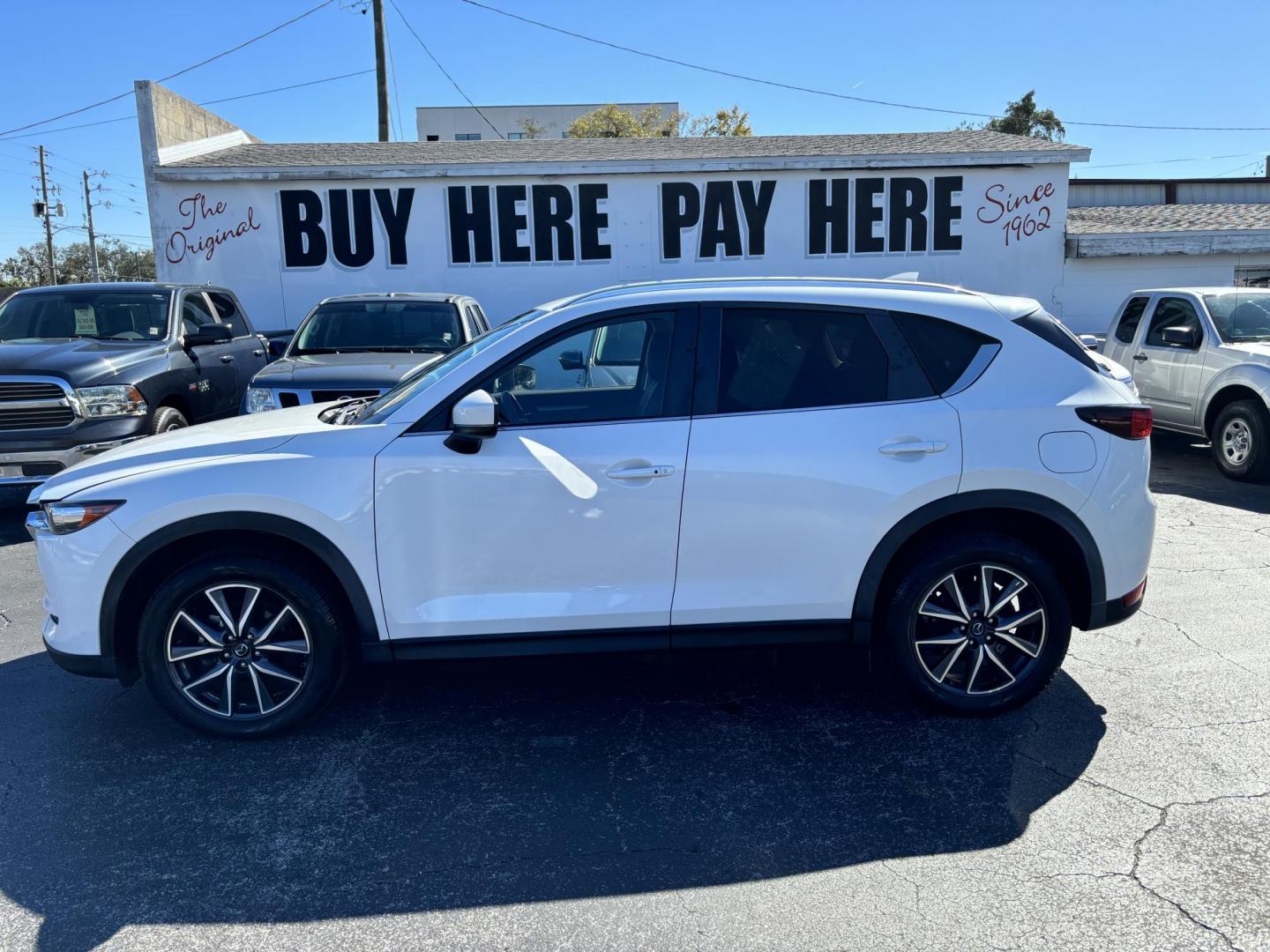 2018 Mazda CX-5 Touring (JM3KFACM9J1) with an 2.5L L4 DOHC 16V engine, 6A transmission, located at 6112 N Florida Avenue, Tampa, FL, 33604, (888) 521-5131, 27.954929, -82.459534 - Photo#0