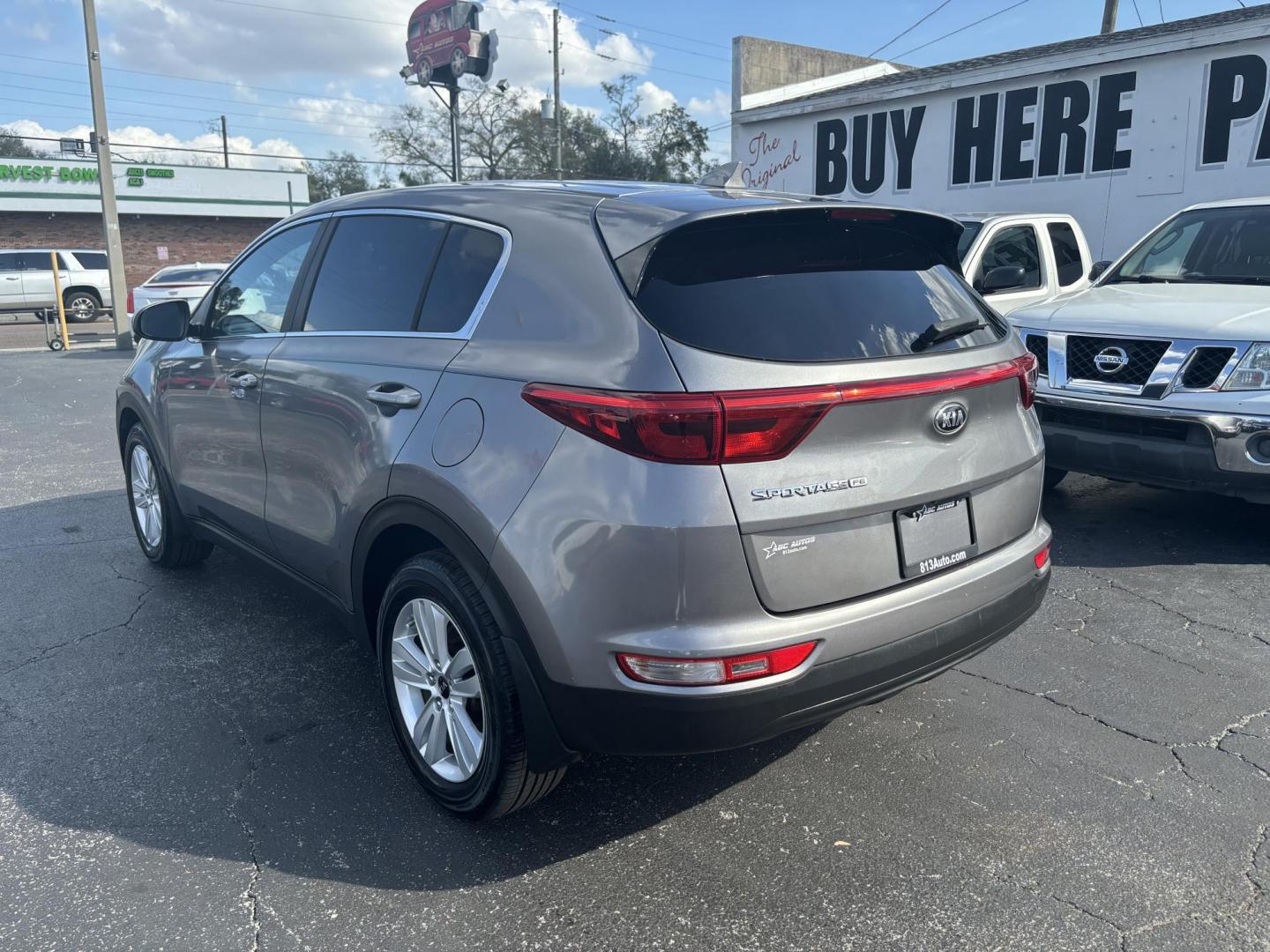 2017 Kia Sportage LX FWD (KNDPM3AC7H7) with an 2.4L V6 DOHC 24V engine, 6A transmission, located at 6112 N Florida Avenue, Tampa, FL, 33604, (888) 521-5131, 27.954929, -82.459534 - Photo#3