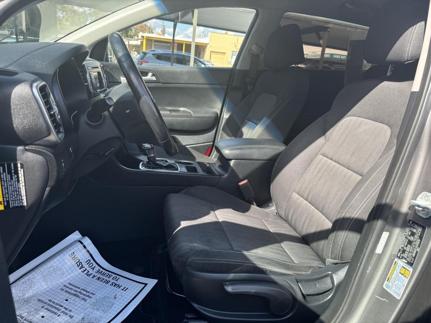 2017 Kia Sportage LX FWD (KNDPM3AC7H7) with an 2.4L V6 DOHC 24V engine, 6A transmission, located at 6112 N Florida Avenue, Tampa, FL, 33604, (888) 521-5131, 27.954929, -82.459534 - Photo#7
