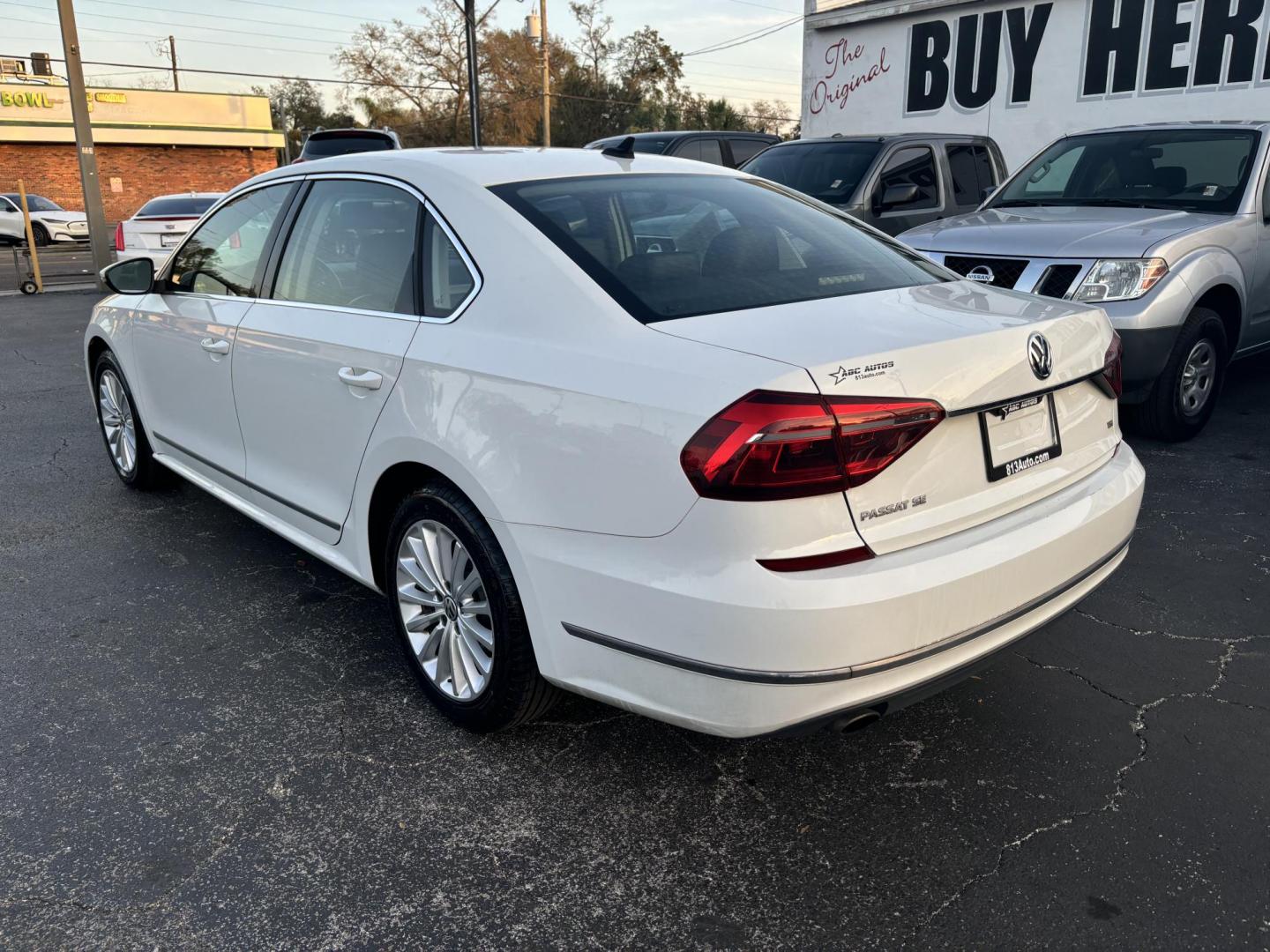 2017 Volkswagen Passat SE 6A (1VWBT7A34HC) with an 1.8L L4 TURBO DIESEL engine, 6A transmission, located at 6112 N Florida Avenue, Tampa, FL, 33604, (888) 521-5131, 27.954929, -82.459534 - Photo#4