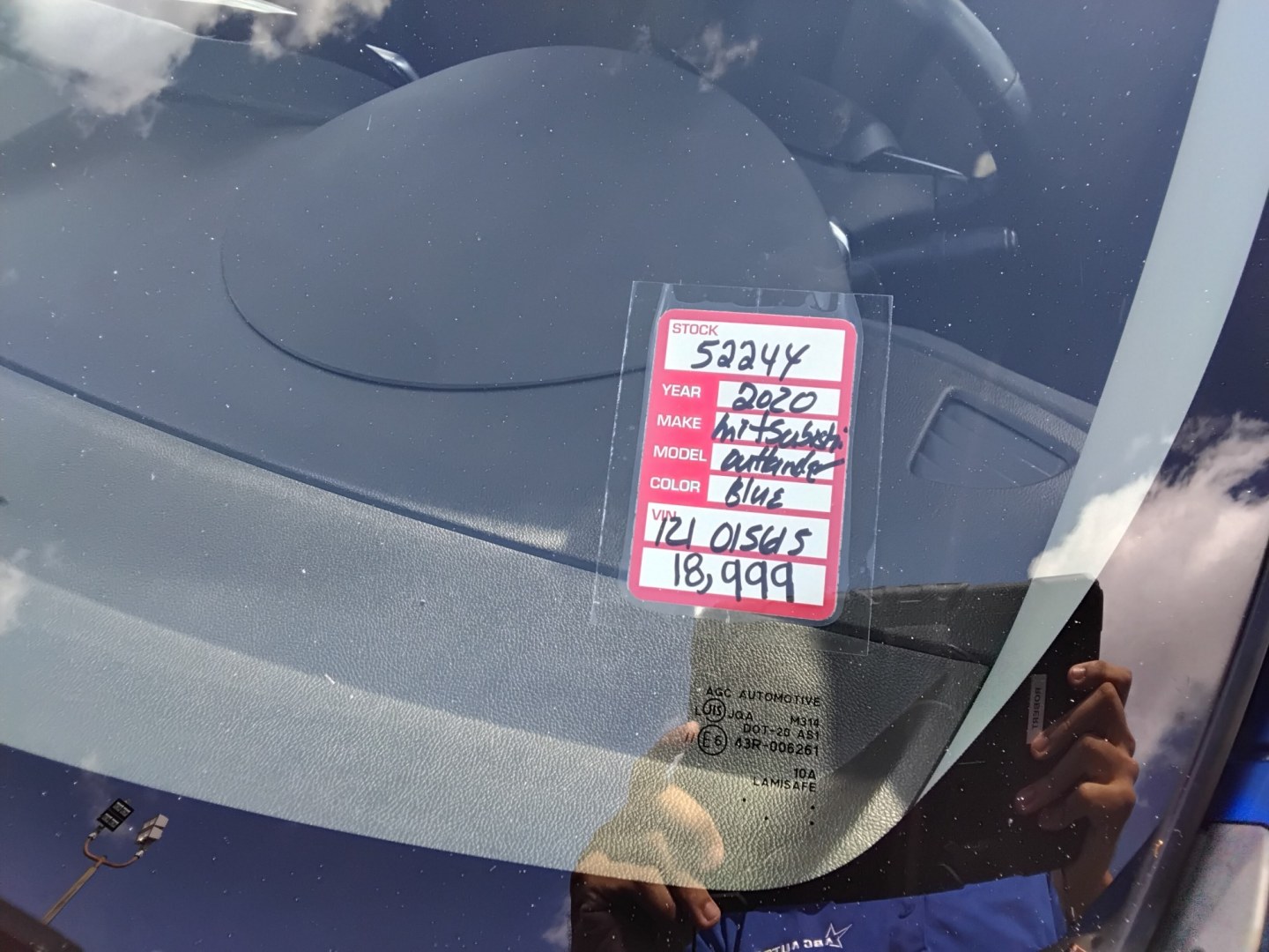 2020 BLUE /GREY Mitsubishi Outlander Sport 2.0 ES CVT (JA4AP4AU0LU) with an 2.0L L4 DOHC 16V engine, CVT transmission, located at 6112 N Florida Avenue, Tampa, FL, 33604, (888) 521-5131, 27.954929, -82.459534 - $499 DOWN PLUS TAX & TAG.- Photo#16