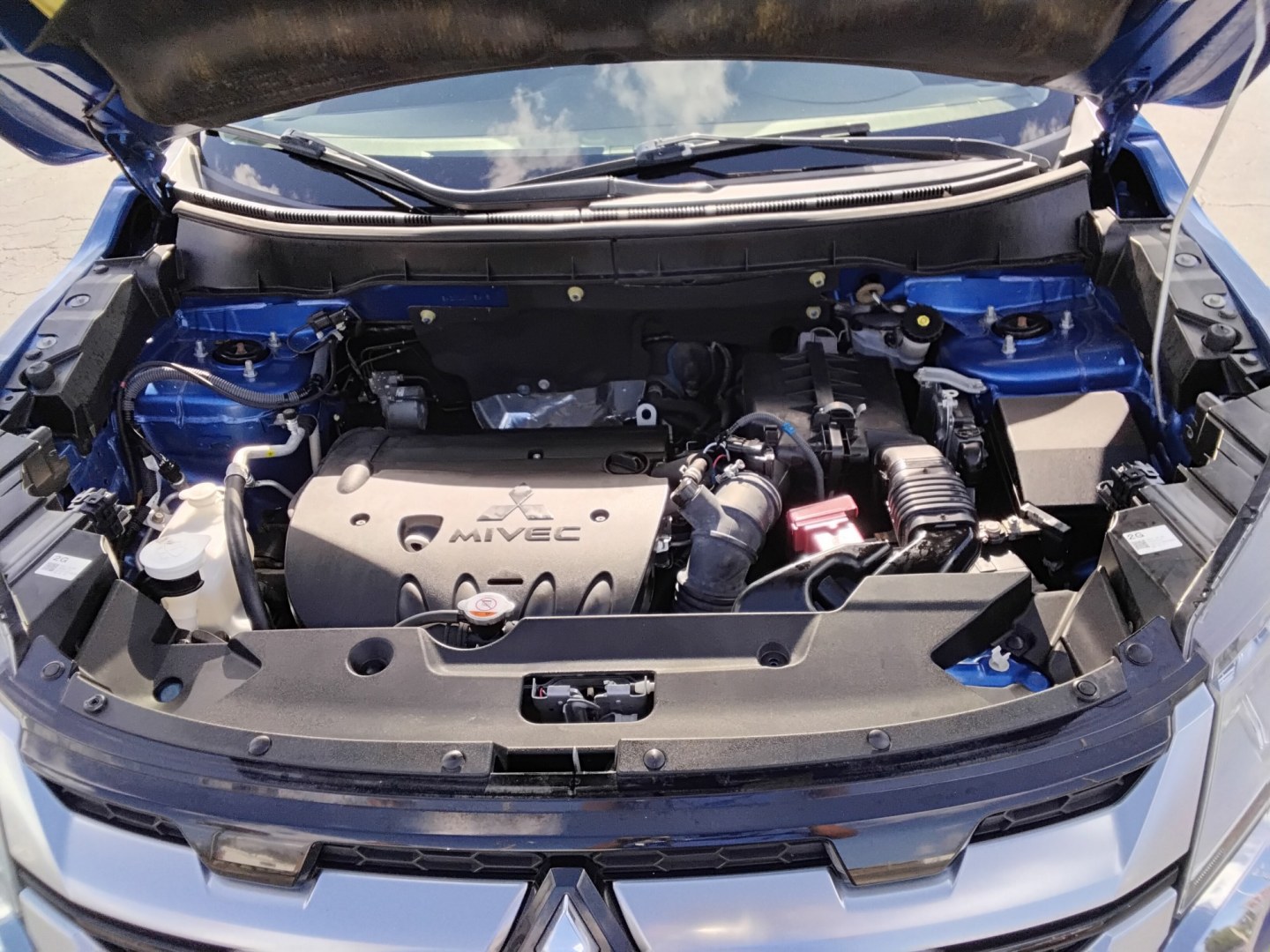 2020 BLUE /GREY Mitsubishi Outlander Sport 2.0 ES CVT (JA4AP4AU0LU) with an 2.0L L4 DOHC 16V engine, CVT transmission, located at 6112 N Florida Avenue, Tampa, FL, 33604, (888) 521-5131, 27.954929, -82.459534 - $499 DOWN PLUS TAX & TAG.- Photo#14