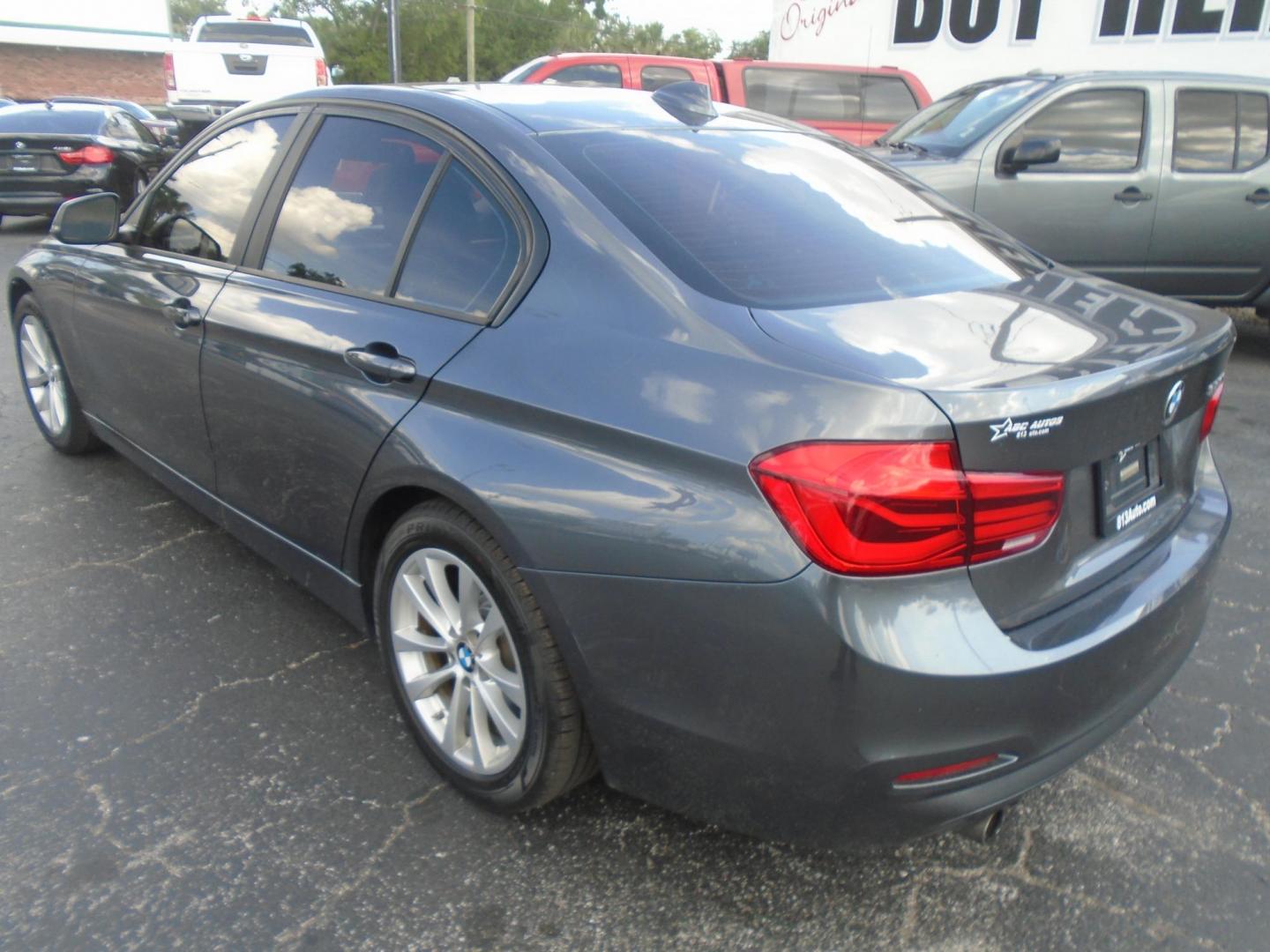 2018 BMW 3-Series 320i Sedan (WBA8E1G55JN) with an 2.0L L4 DOHC 16V engine, 8A transmission, located at 6112 N Florida Avenue, Tampa, FL, 33604, (888) 521-5131, 27.954929, -82.459534 - Photo#5
