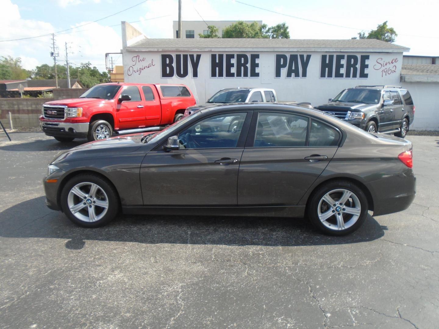 2014 BMW 3-Series 328i Sedan (WBA3A5C51EJ) with an 2.0L L4 DOHC 16V engine, located at 6112 N Florida Avenue, Tampa, FL, 33604, (888) 521-5131, 27.954929, -82.459534 - Photo#0