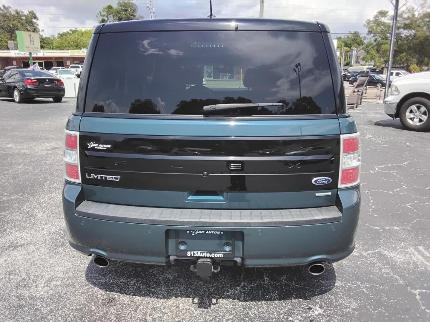 2016 BLUE /Grey Ford Flex Limited AWD w/EcoBoost (2FMHK6DT8GB) with an 3.5L V6 DOHC 24V engine, 6A transmission, located at 6112 N Florida Avenue, Tampa, FL, 33604, (888) 521-5131, 27.954929, -82.459534 - $499 DOWN PLUS TAX & TAG. - Photo#6