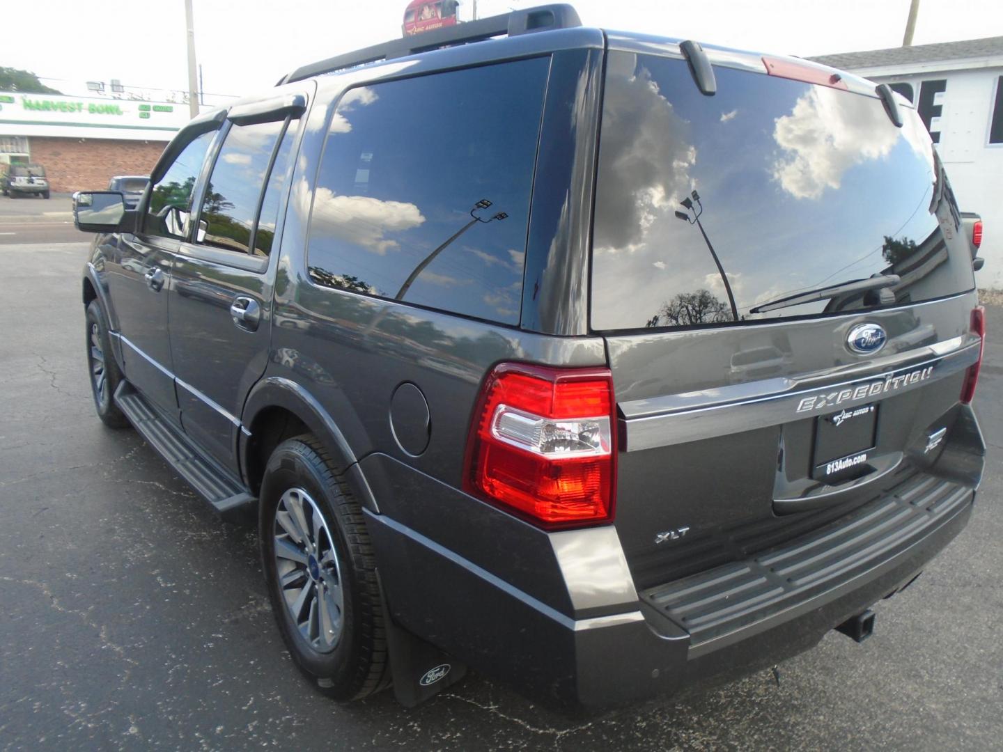 2015 Ford Expedition King Ranch 2WD (1FMJU1HT9FE) with an 3.5L V6 DOHC 24V FFV engine, 6-Speed Automatic transmission, located at 6112 N Florida Avenue, Tampa, FL, 33604, (888) 521-5131, 27.954929, -82.459534 - Photo#5