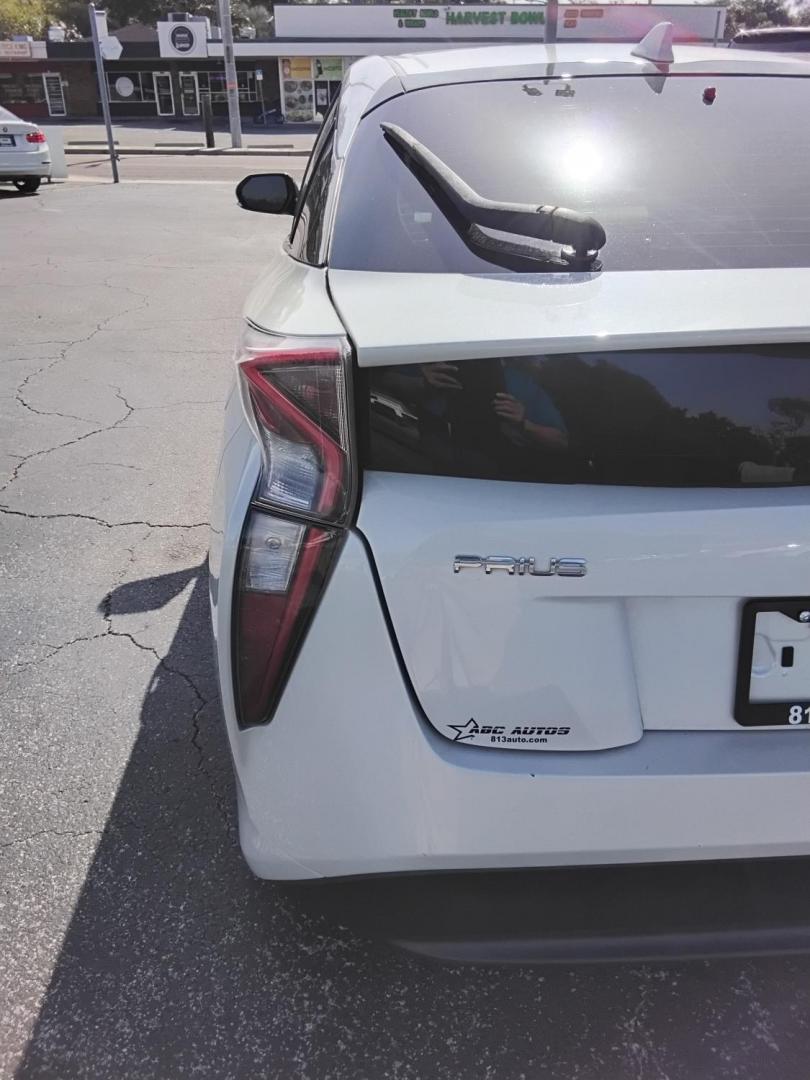 2016 White /Beige Toyota Prius Two (JTDKBRFU1G3) with an 1.8L L4 DOHC 16V HYBRID engine, CVT transmission, located at 6112 N Florida Avenue, Tampa, FL, 33604, (888) 521-5131, 27.954929, -82.459534 - $499 down plus tax & tag. - Photo#8