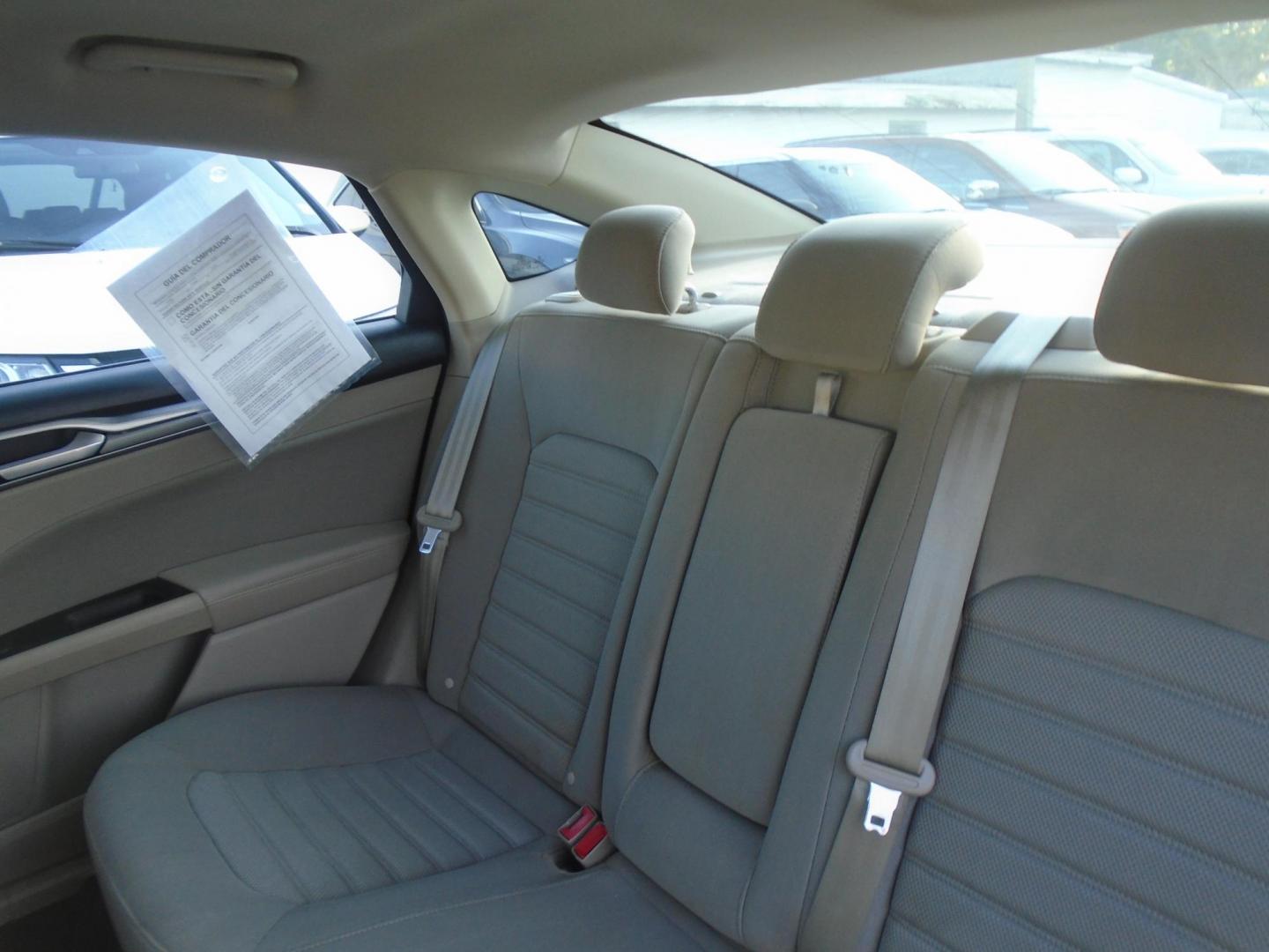 2019 Ford Fusion SE (3FA6P0HD3KR) with an 1.5L L4 DOHC 16V engine, 6A transmission, located at 6112 N Florida Avenue, Tampa, FL, 33604, (888) 521-5131, 27.954929, -82.459534 - Photo#12