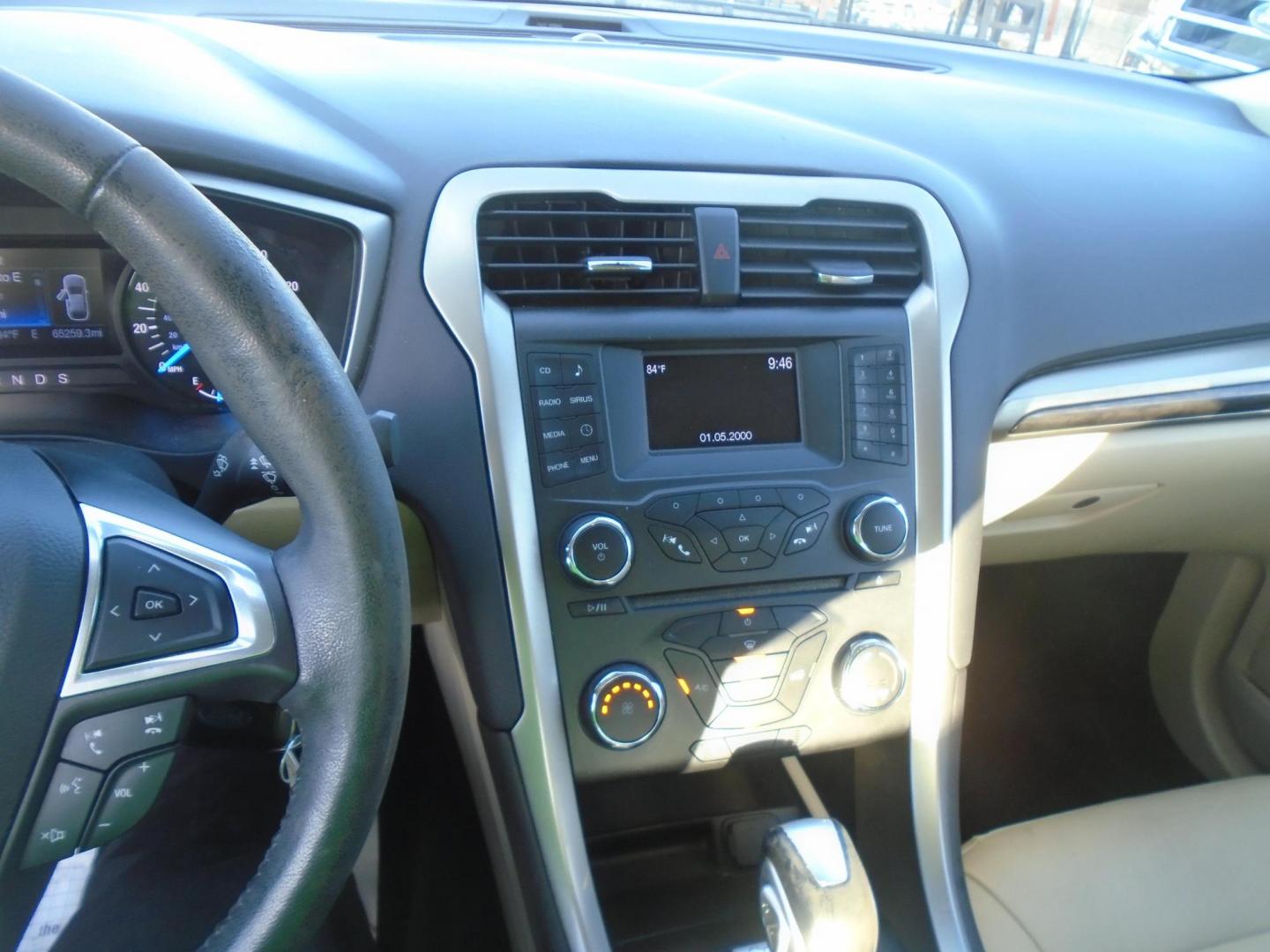 2015 Ford Fusion SE (1FA6P0HDXF5) with an 1.5L L4 DOHC 16V engine, located at 6112 N Florida Avenue, Tampa, FL, 33604, (888) 521-5131, 27.954929, -82.459534 - Photo#12