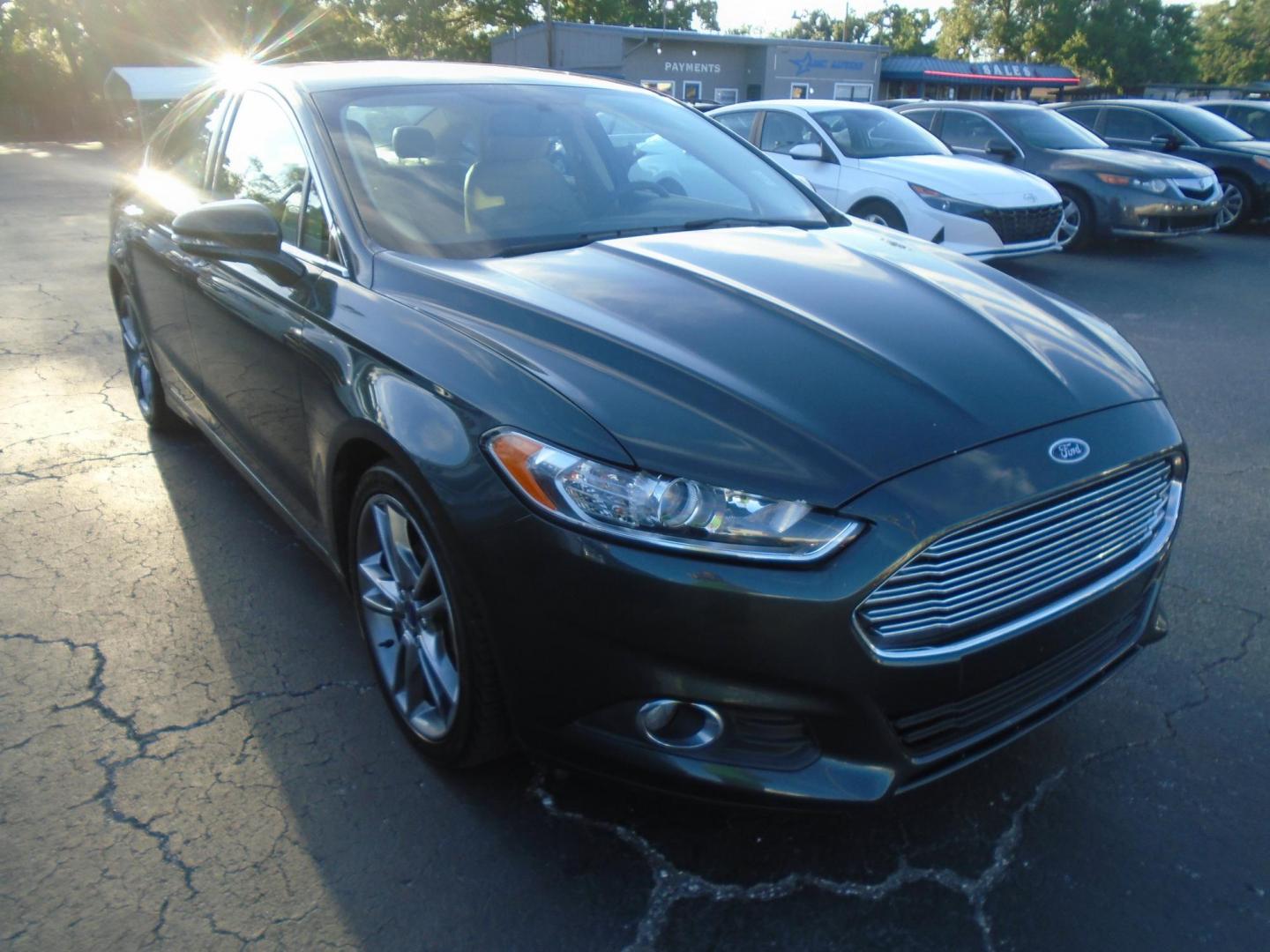 2015 Ford Fusion SE (1FA6P0HDXF5) with an 1.5L L4 DOHC 16V engine, located at 6112 N Florida Avenue, Tampa, FL, 33604, (888) 521-5131, 27.954929, -82.459534 - Photo#2